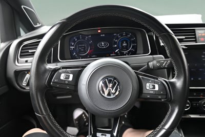2019 Volkswagen Golf R 2.0T w/DCC & Navigation