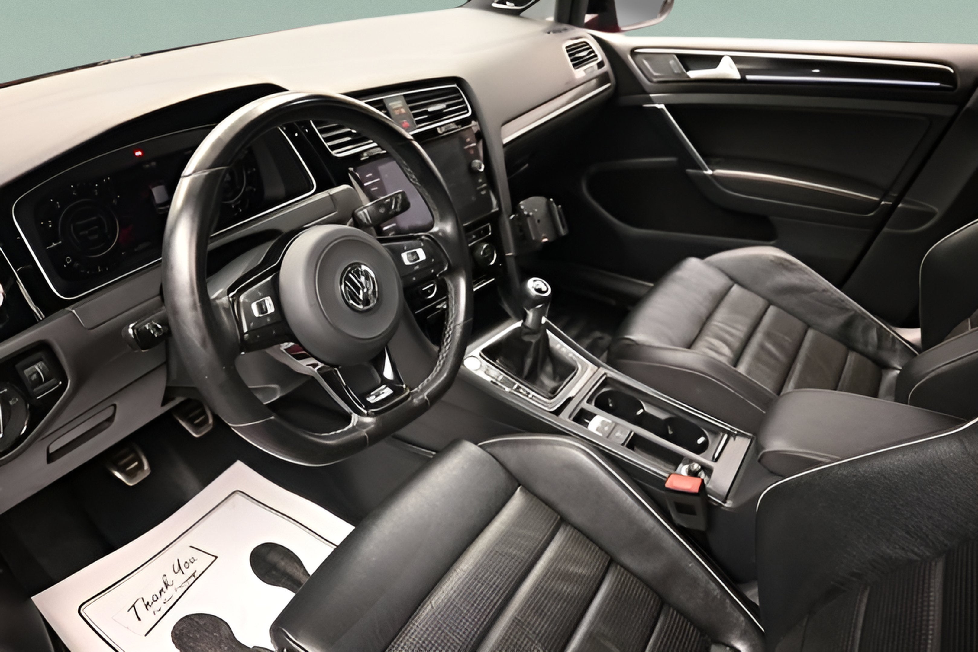 2019 Volkswagen Golf R 2.0T w/DCC & Navigation