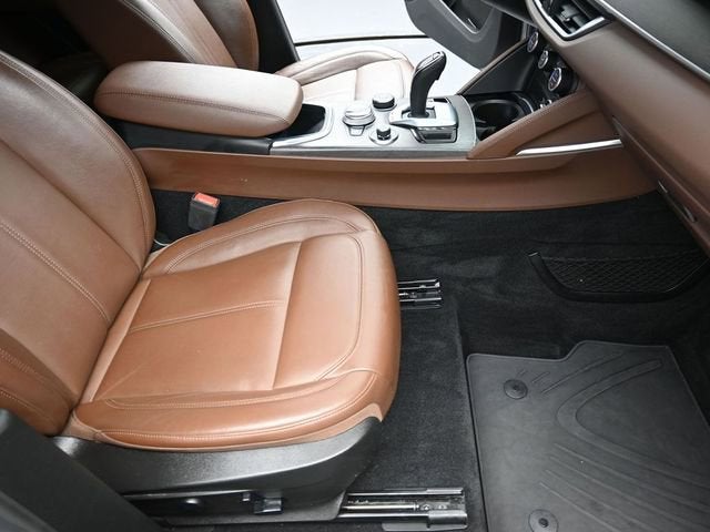 2020 Alfa Romeo Stelvio Ti