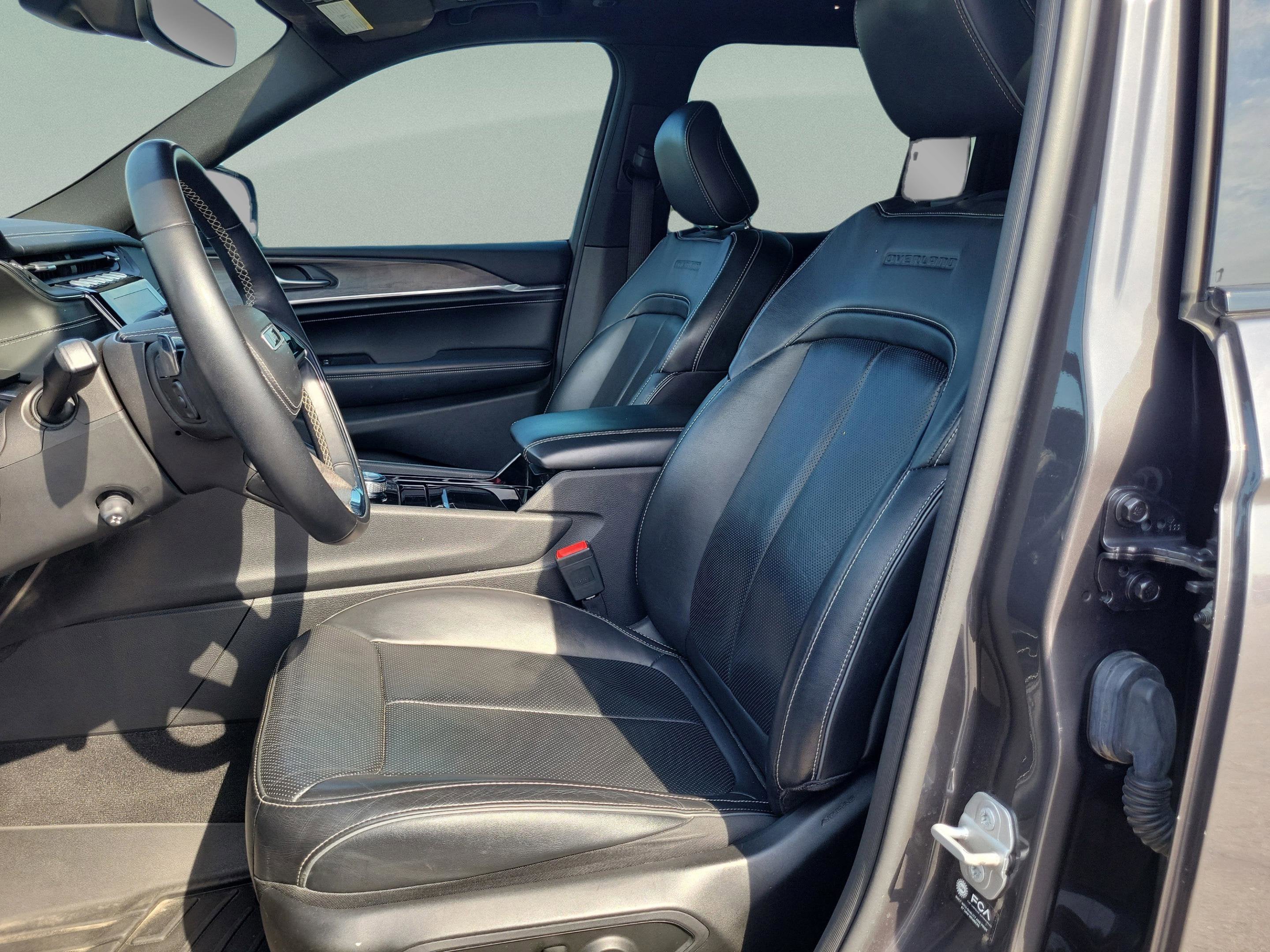 2022 Jeep Grand Cherokee Overland
