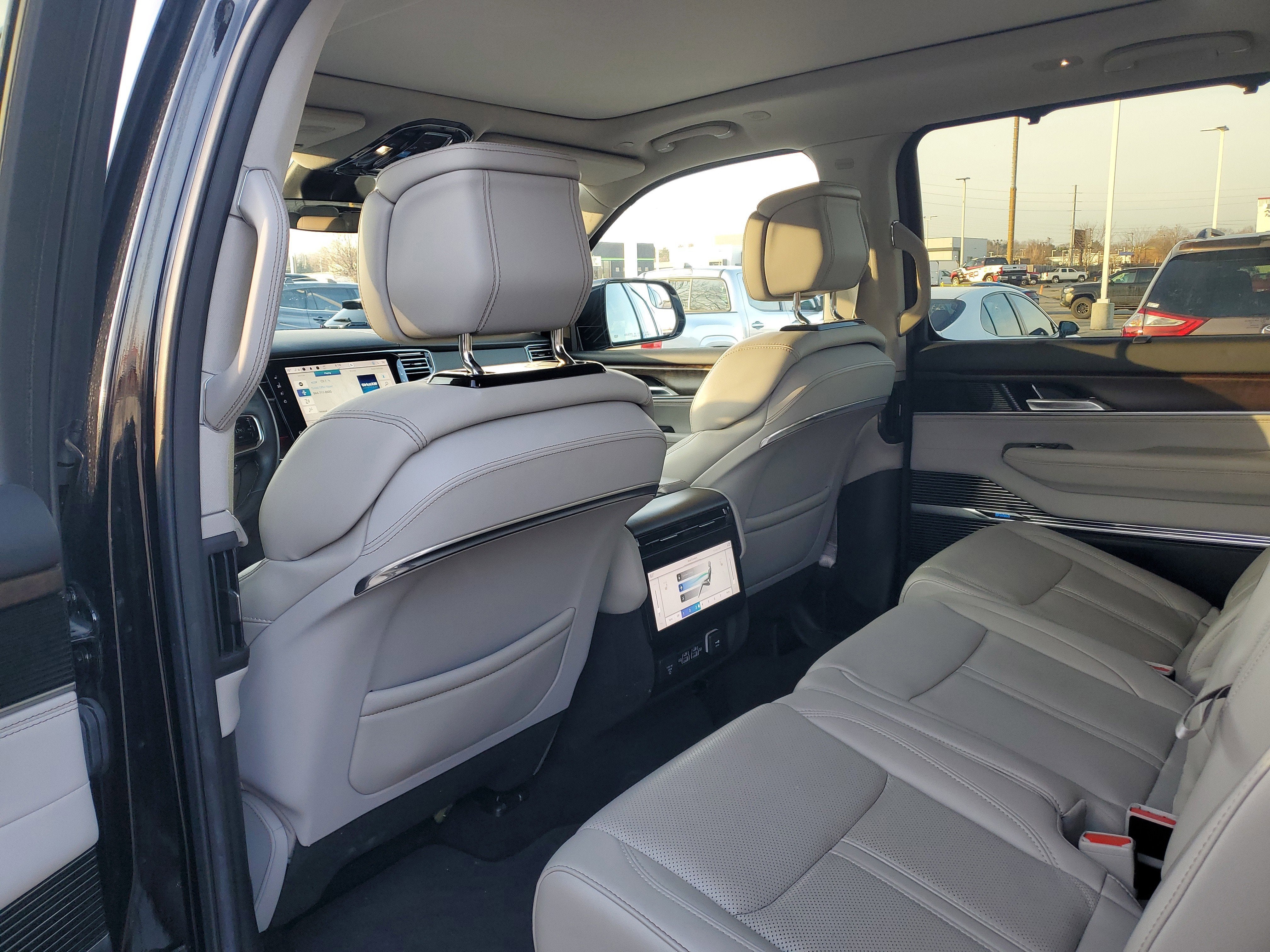 2022 Jeep Grand Wagoneer Series I