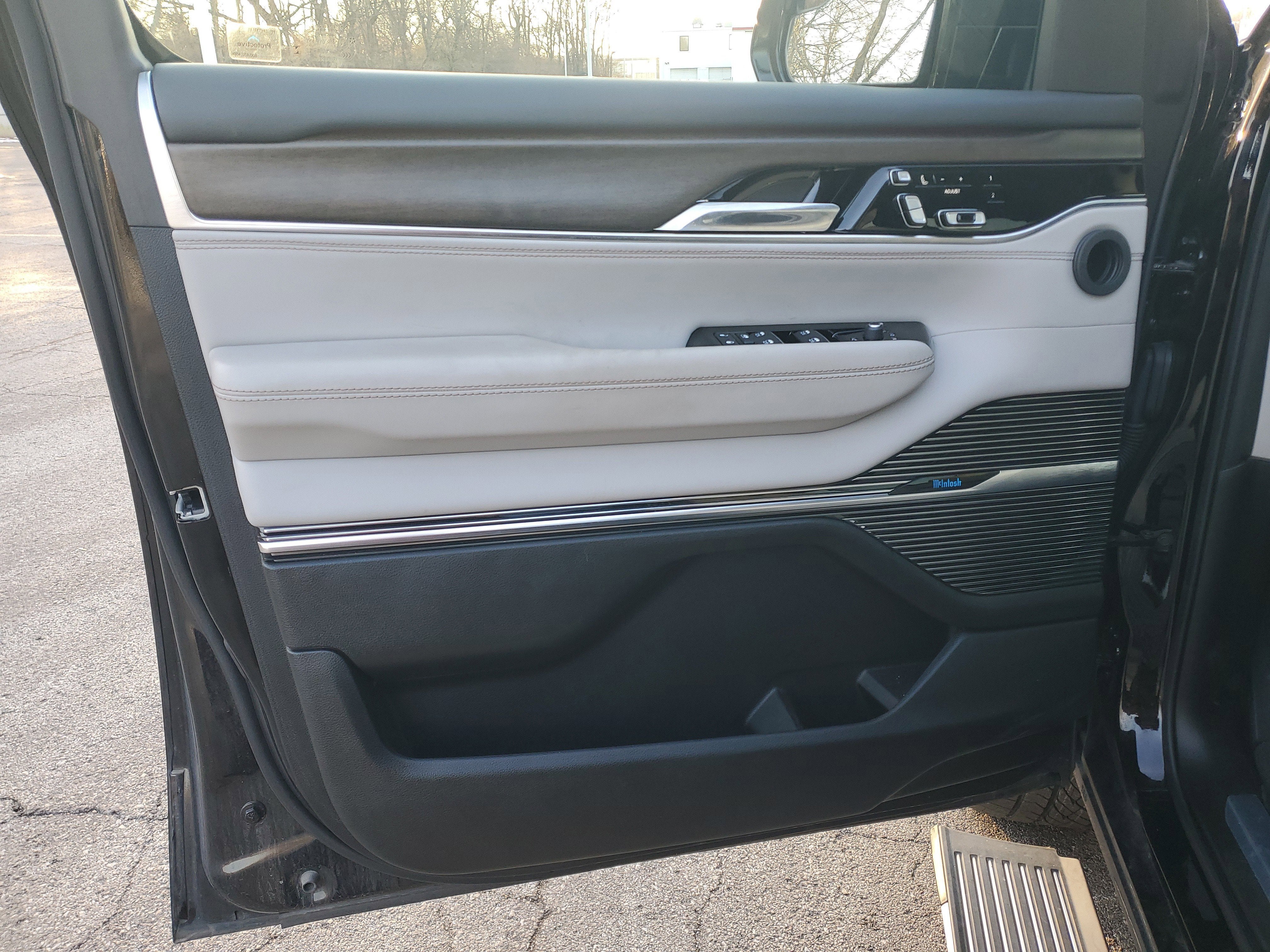 2022 Jeep Grand Wagoneer Series I