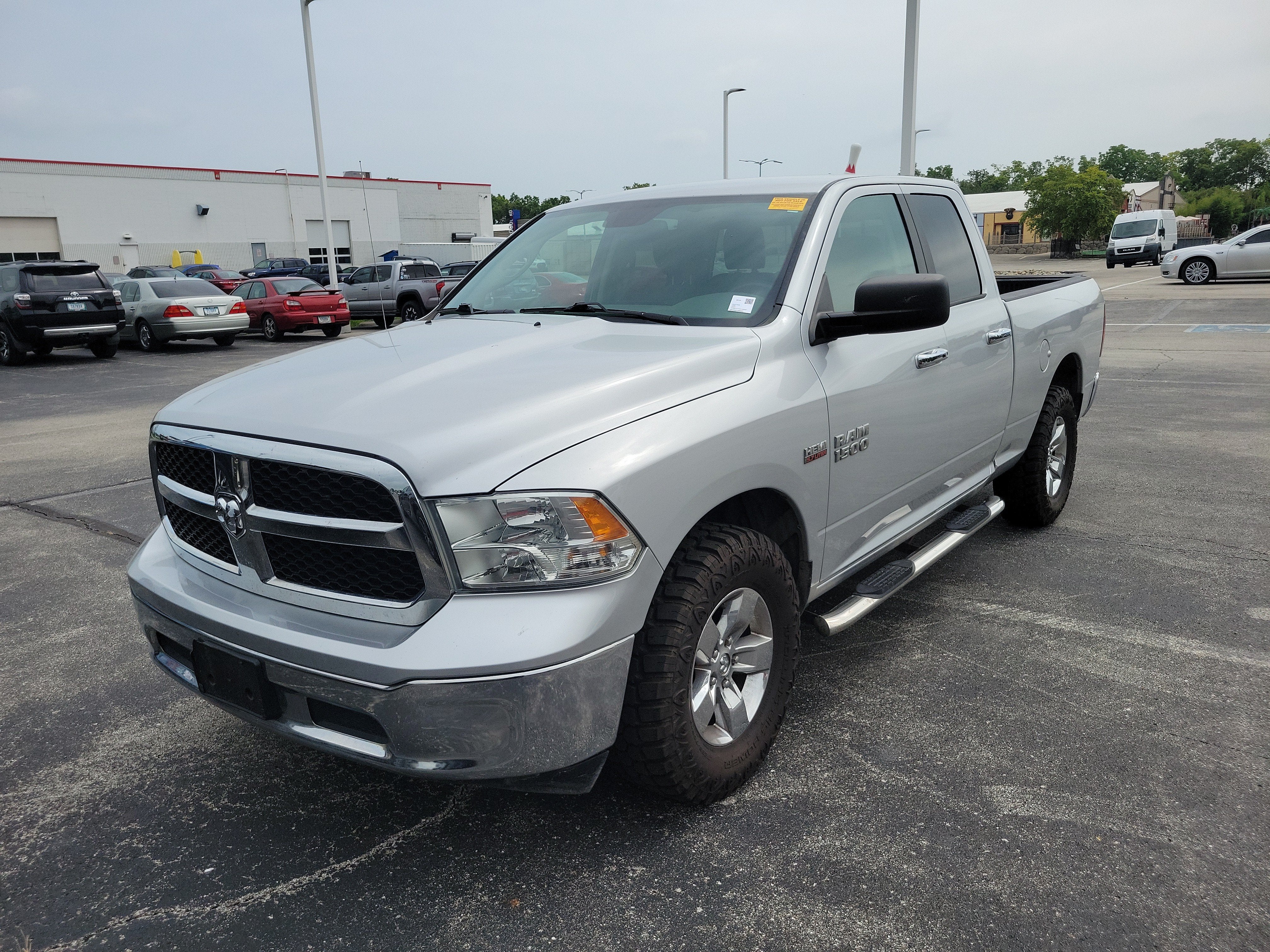 2016 RAM 1500 SLT