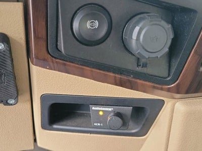 2015 Ford Super Duty F-350 SRW Lariat