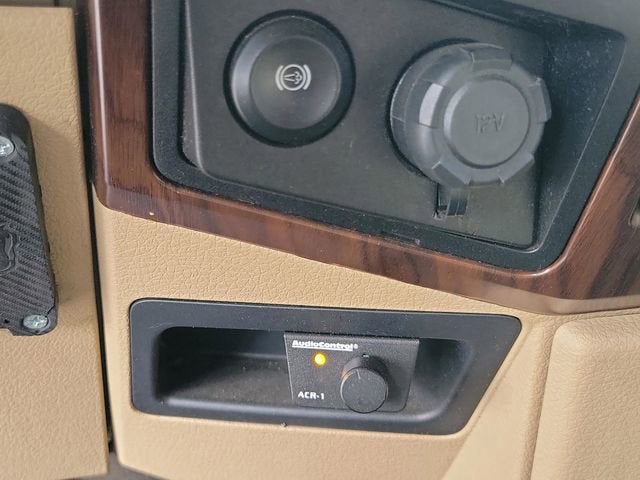 2015 Ford Super Duty F-350 SRW Lariat