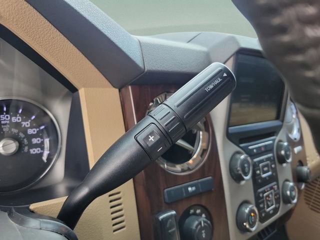 2015 Ford Super Duty F-350 SRW Lariat