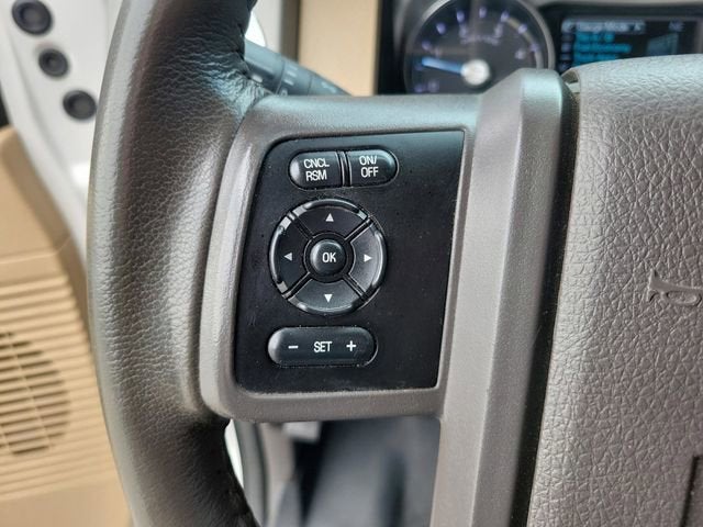 2015 Ford Super Duty F-350 SRW Lariat