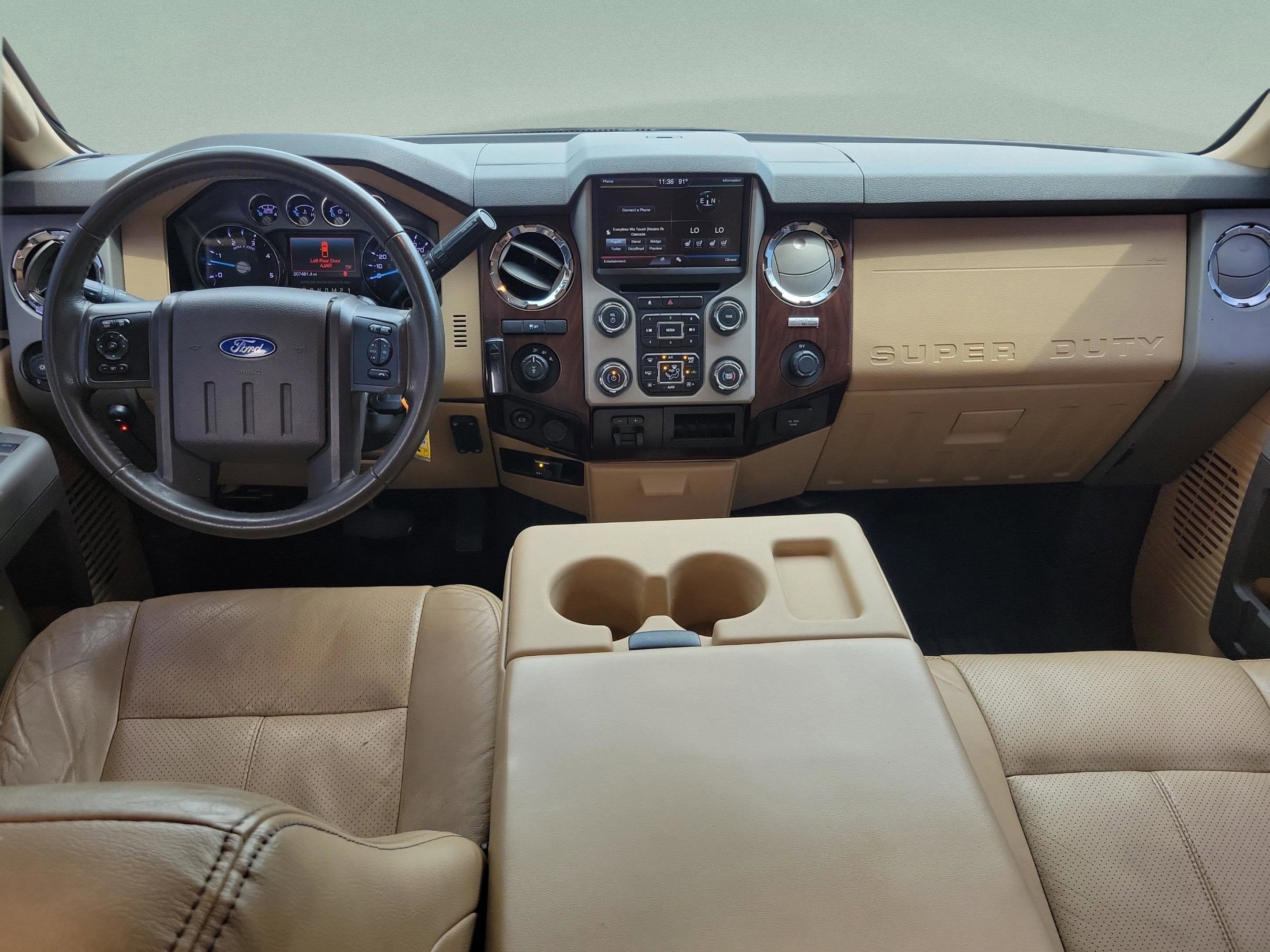 2015 Ford Super Duty F-350 SRW Lariat