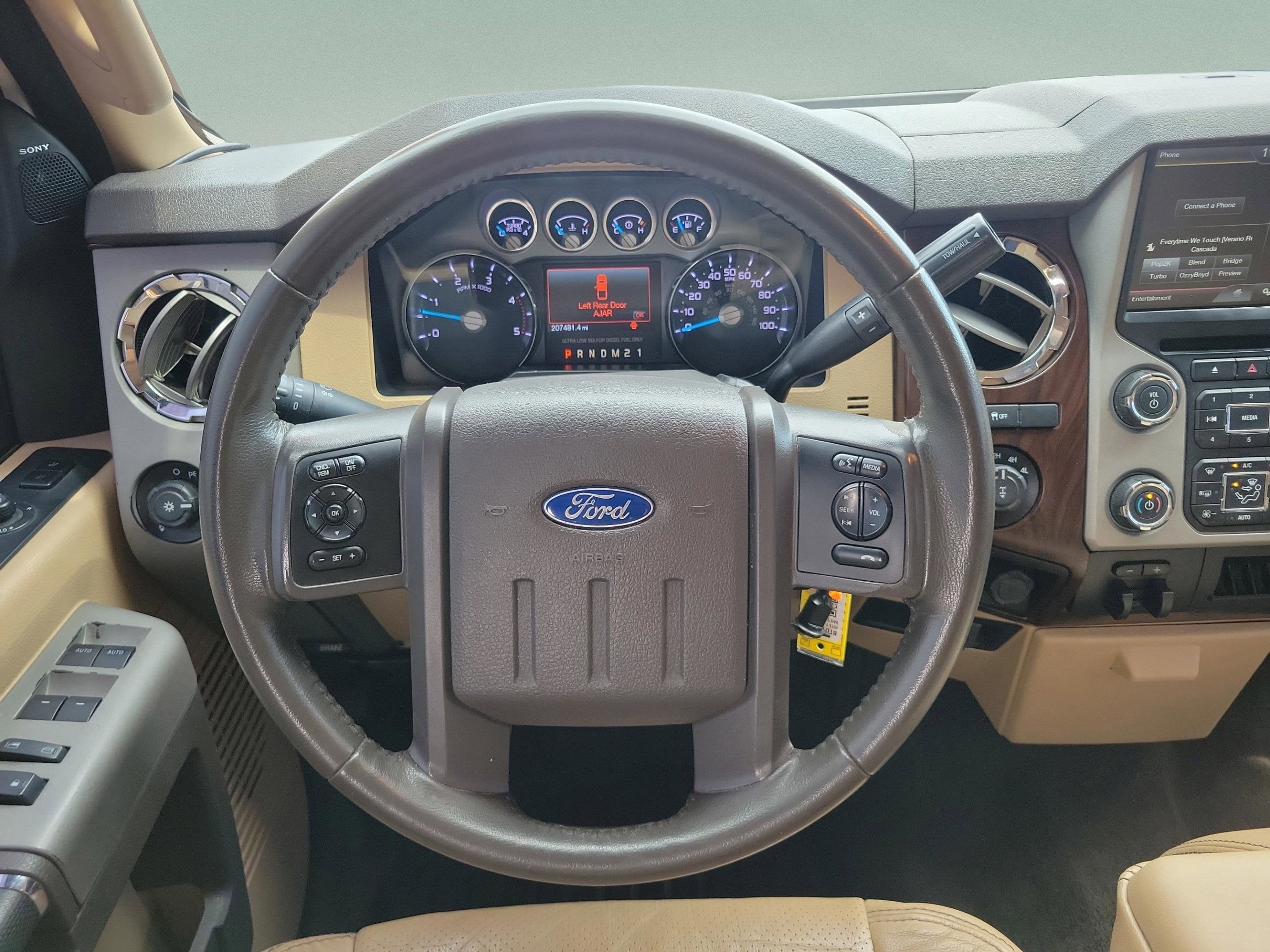 2015 Ford Super Duty F-350 SRW Lariat