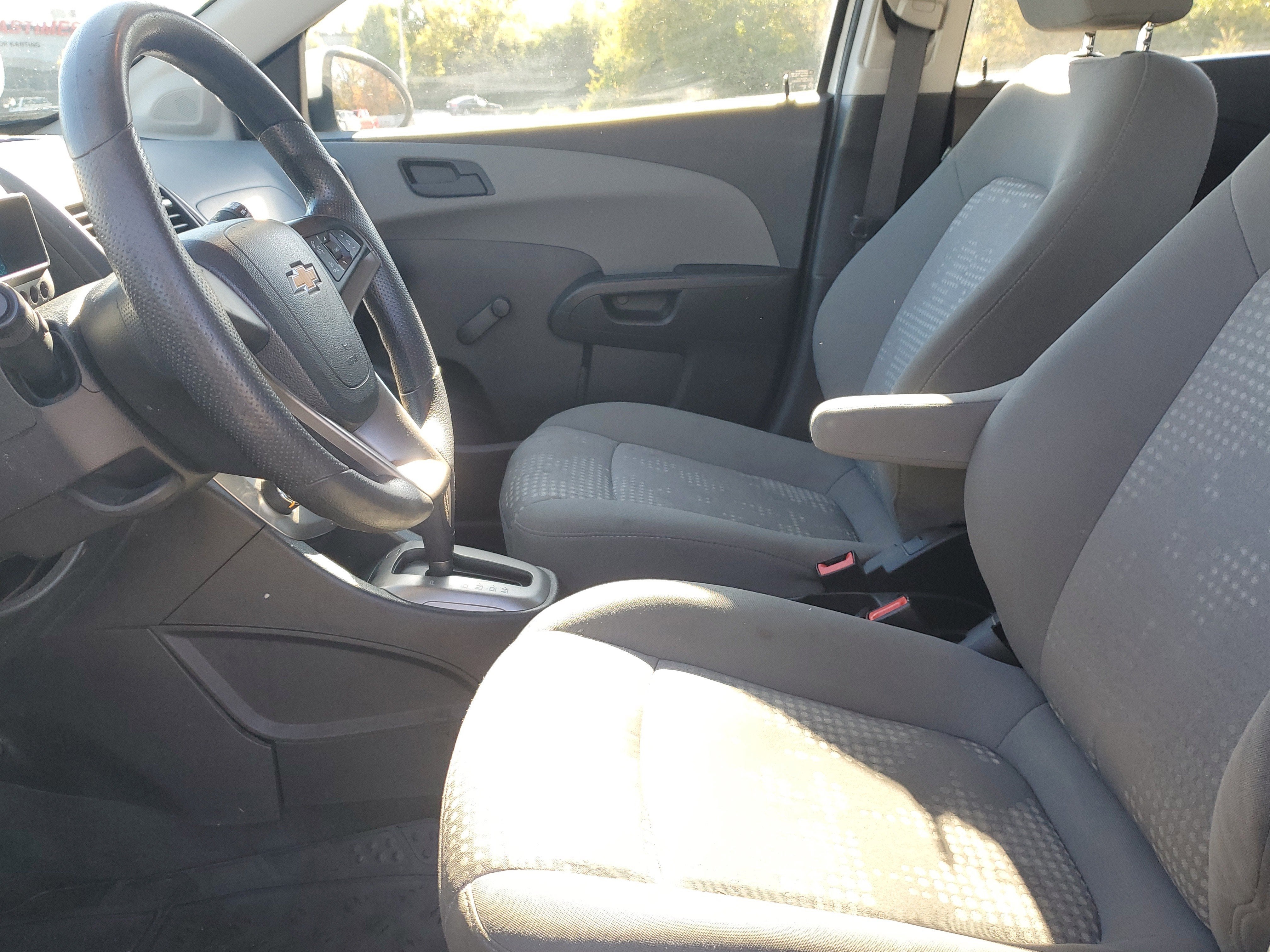 2015 Chevrolet Sonic LS