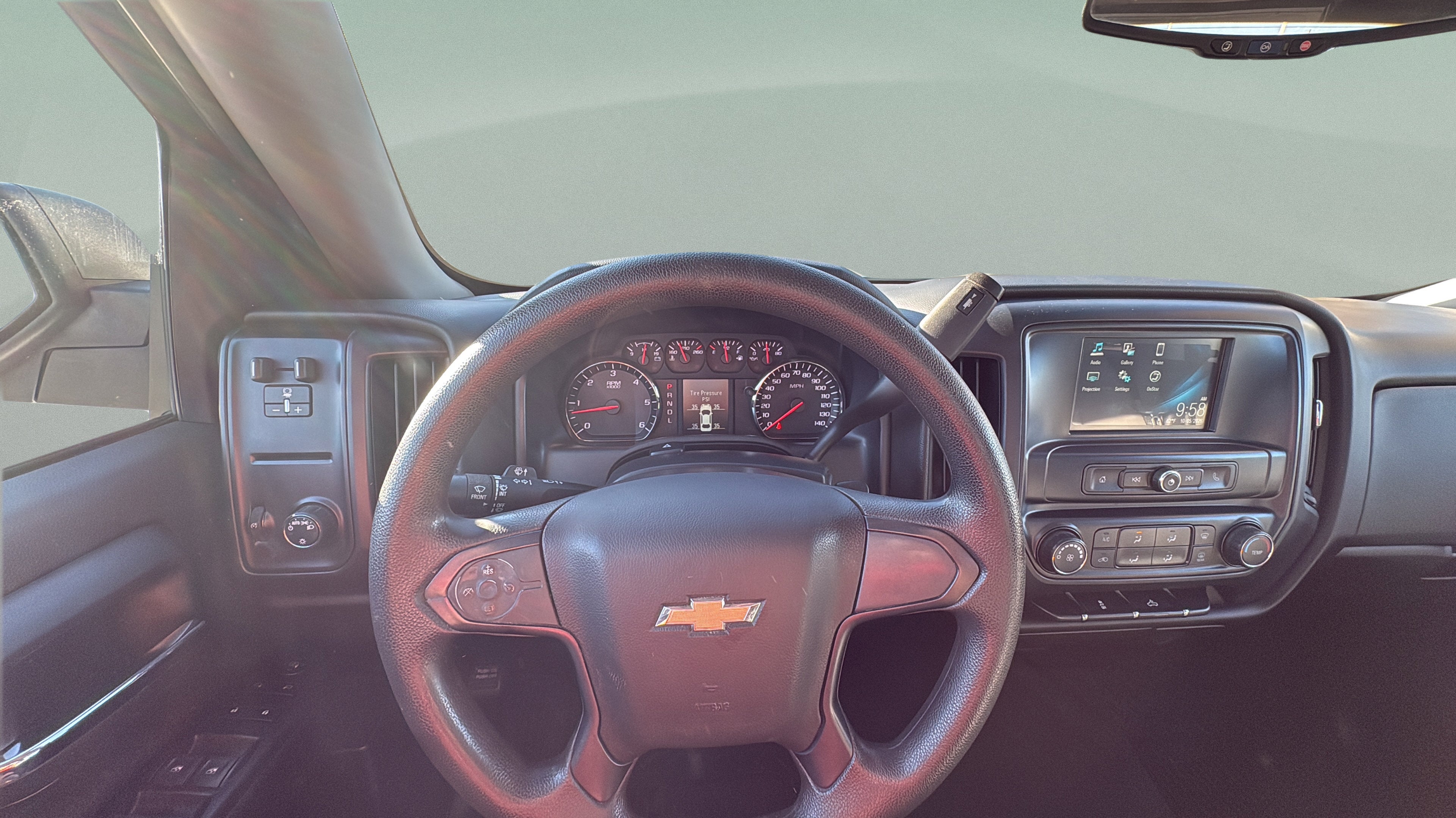 2018 Chevrolet Silverado 1500 Custom