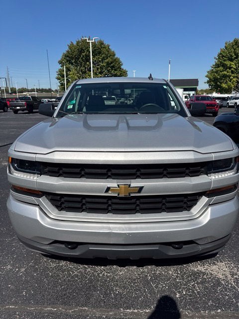 2018 Chevrolet Silverado 1500 Custom