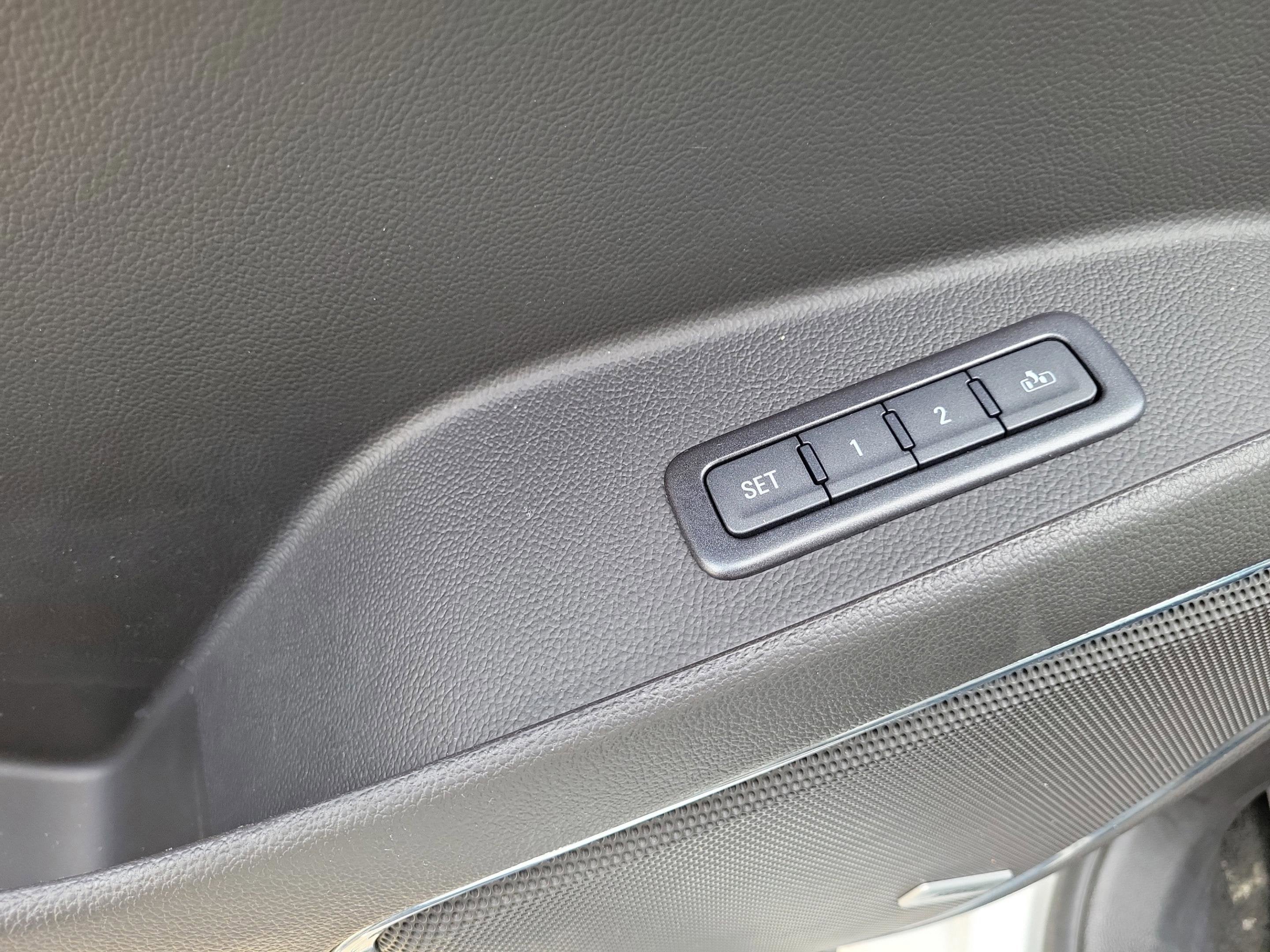 2018 GMC Yukon SLT Standard Edition