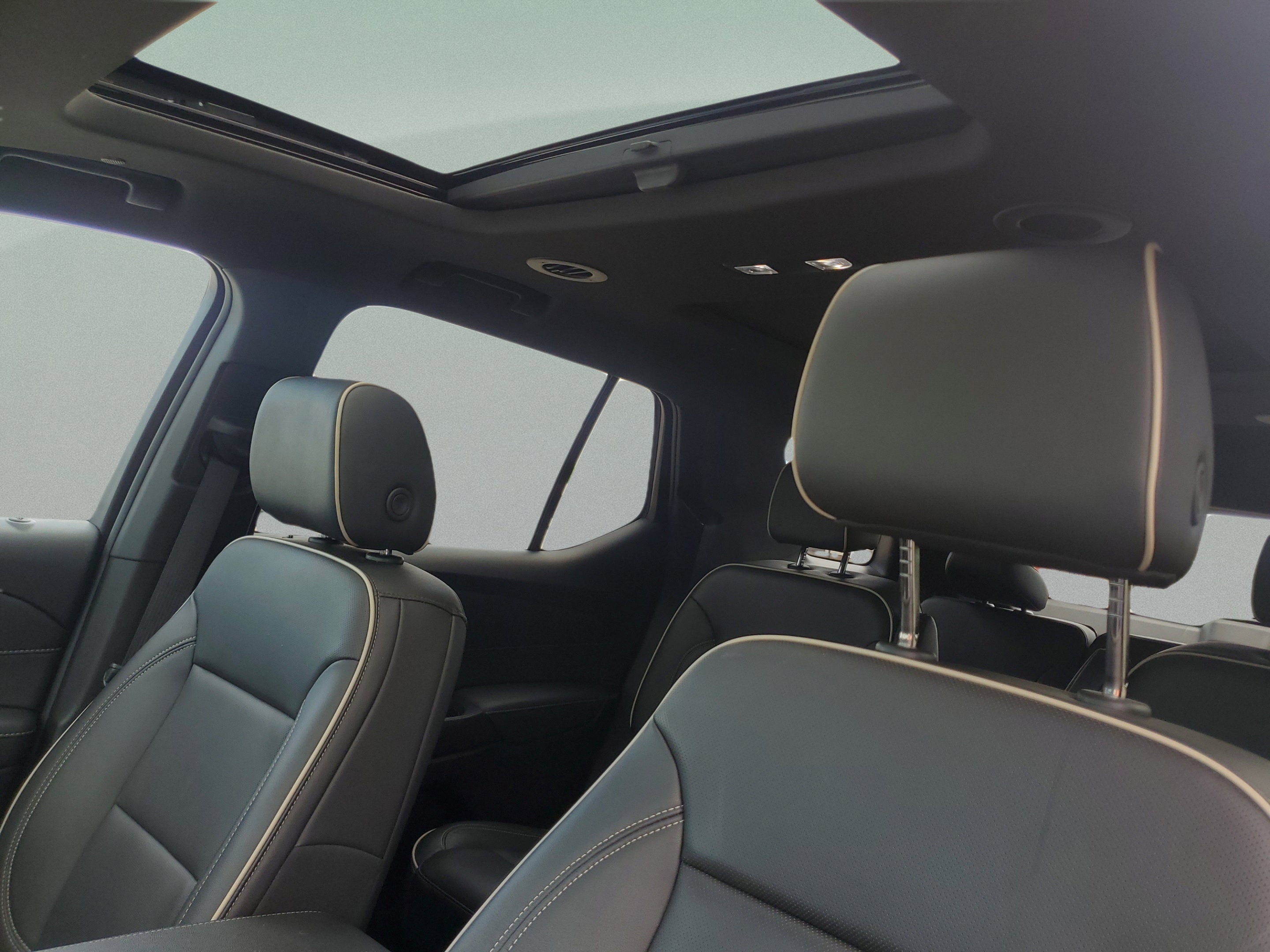 2022 Chevrolet Traverse Premier