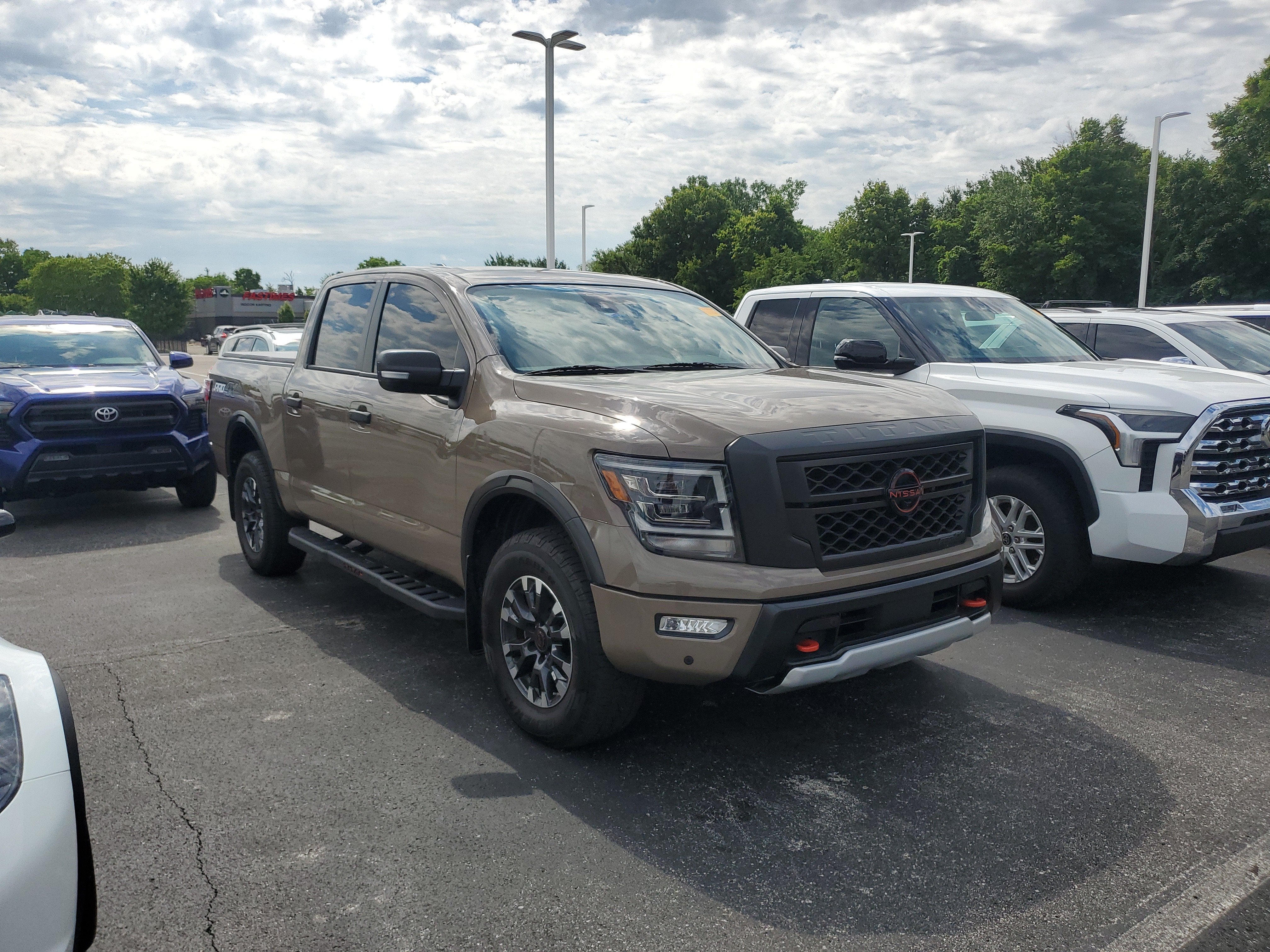 2024 Nissan Titan PRO-4X