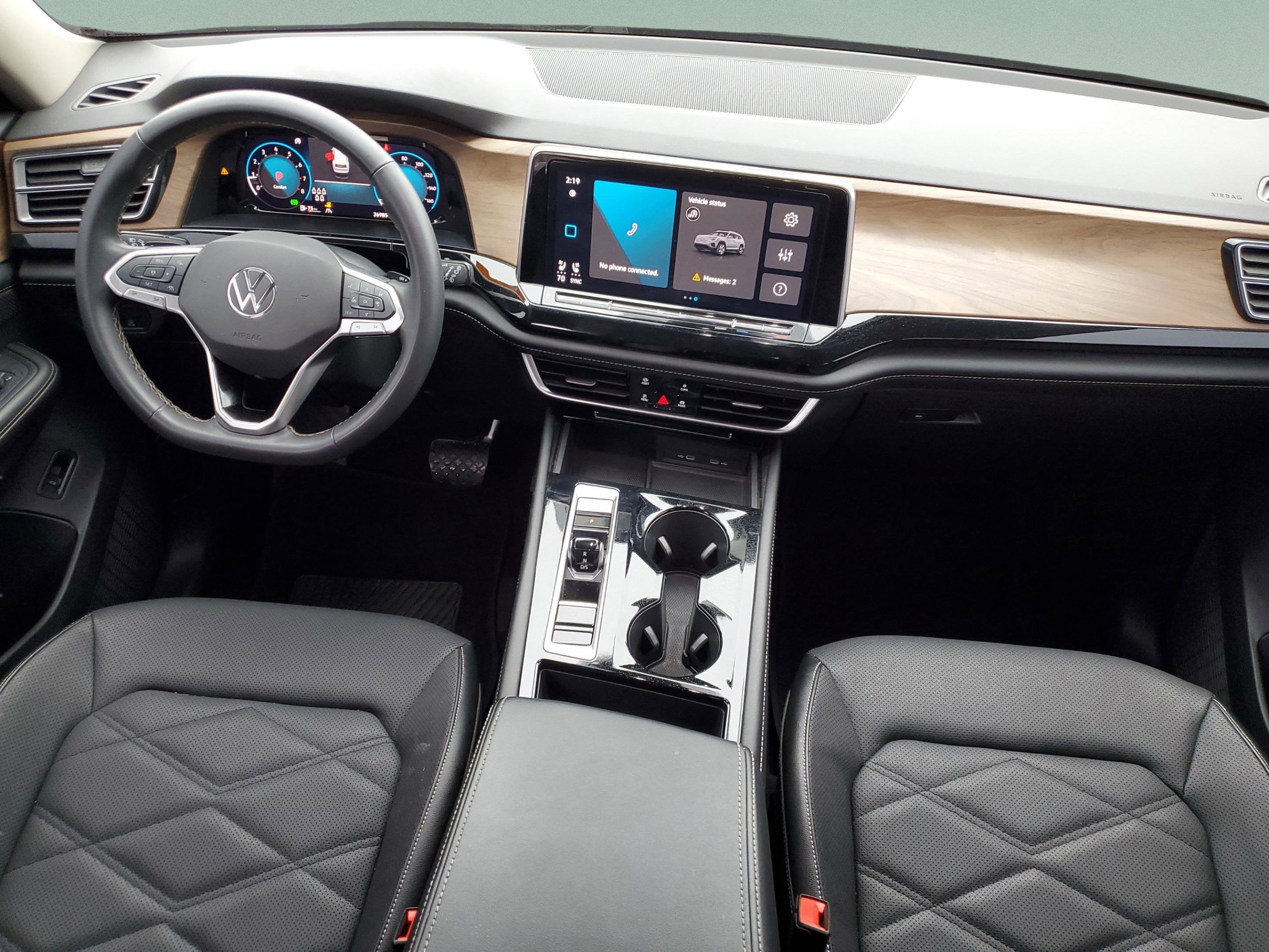 2024 Volkswagen Atlas 2.0T SE w/Technology