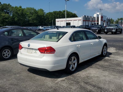 2013 Volkswagen Passat 2.5 SE