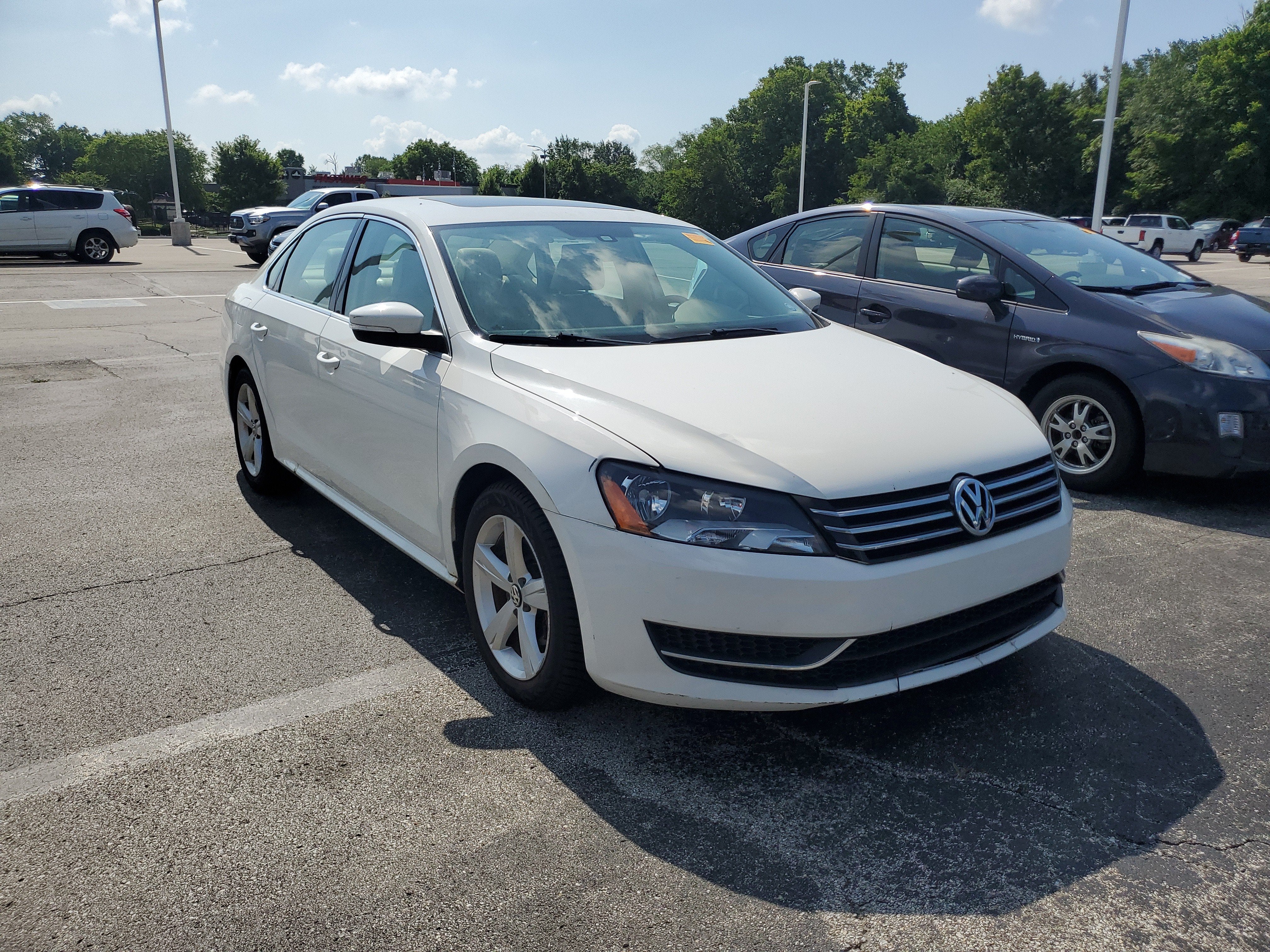 2013 Volkswagen Passat 2.5 SE