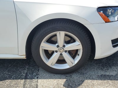 2013 Volkswagen Passat 2.5 SE