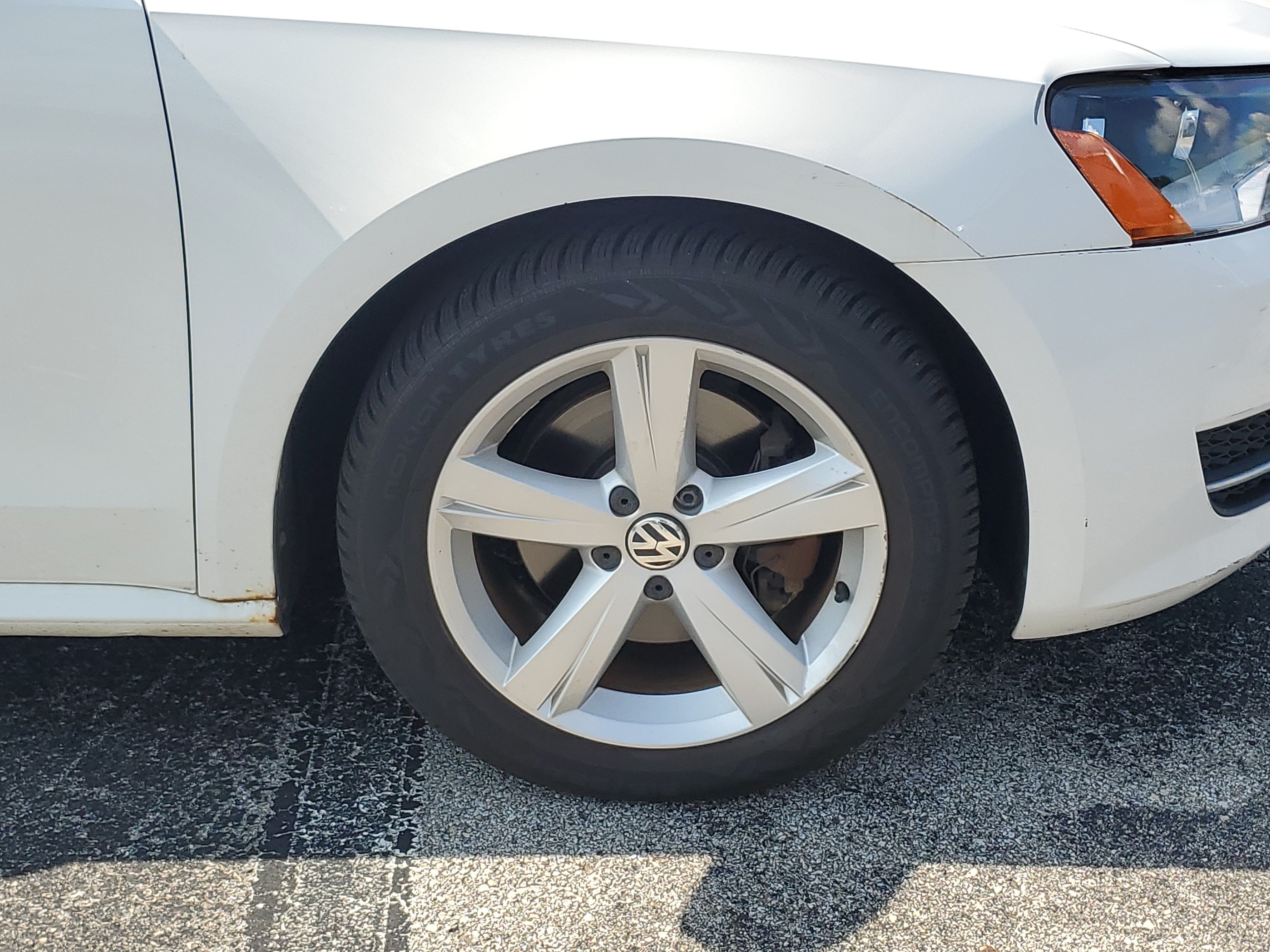 2013 Volkswagen Passat 2.5 SE