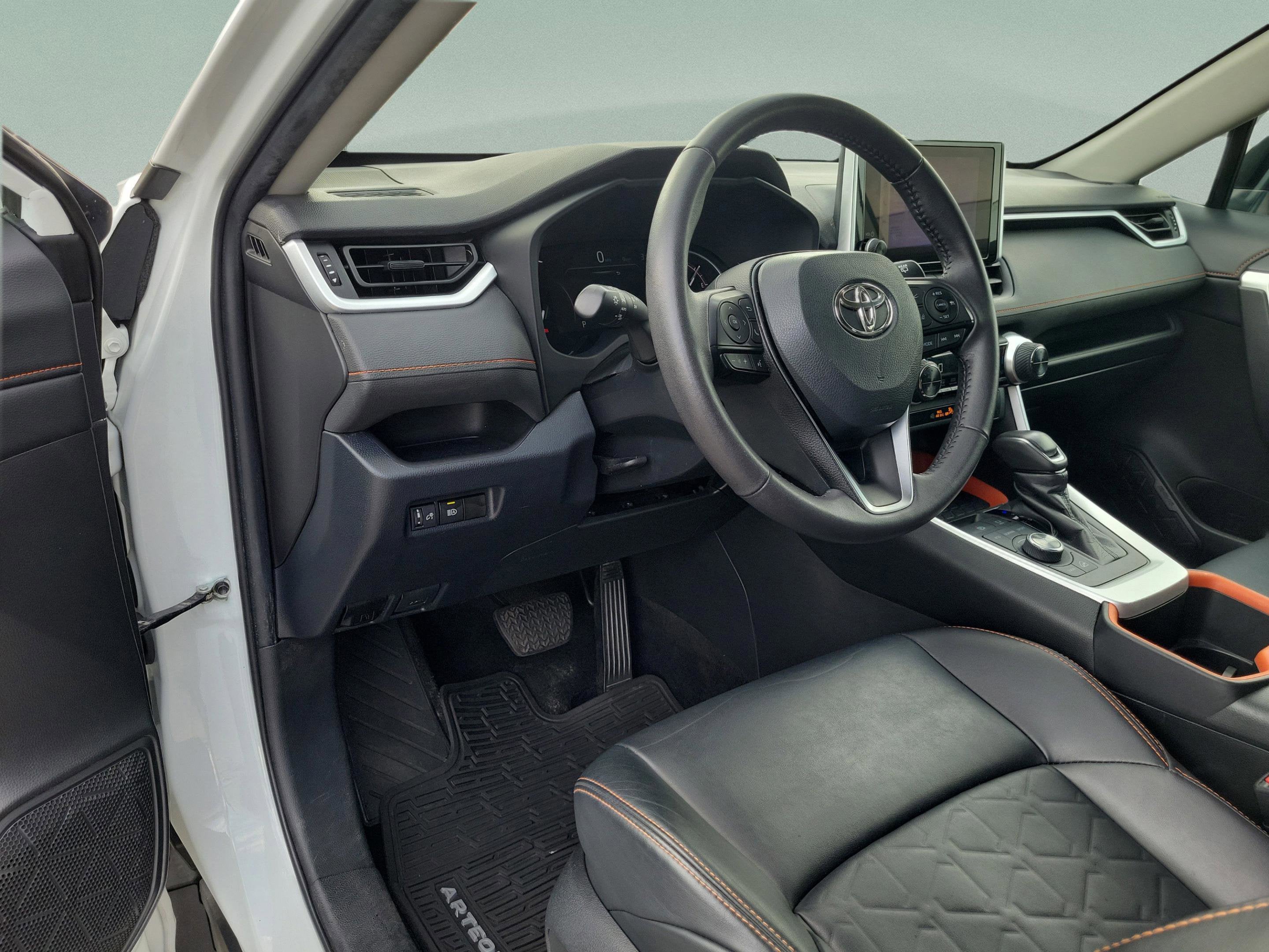 2023 Toyota RAV4 Adventure