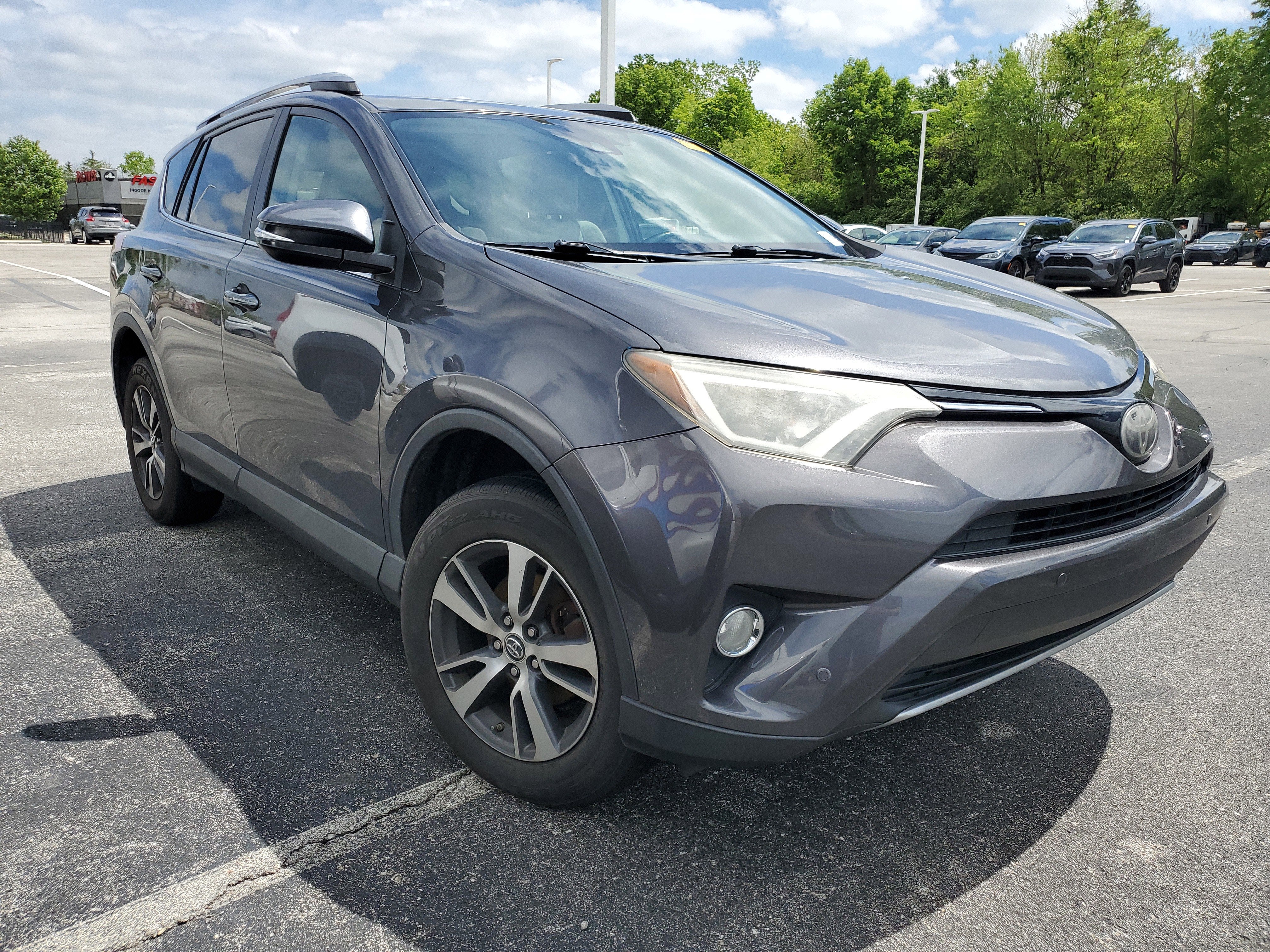 2018 Toyota RAV4 XLE