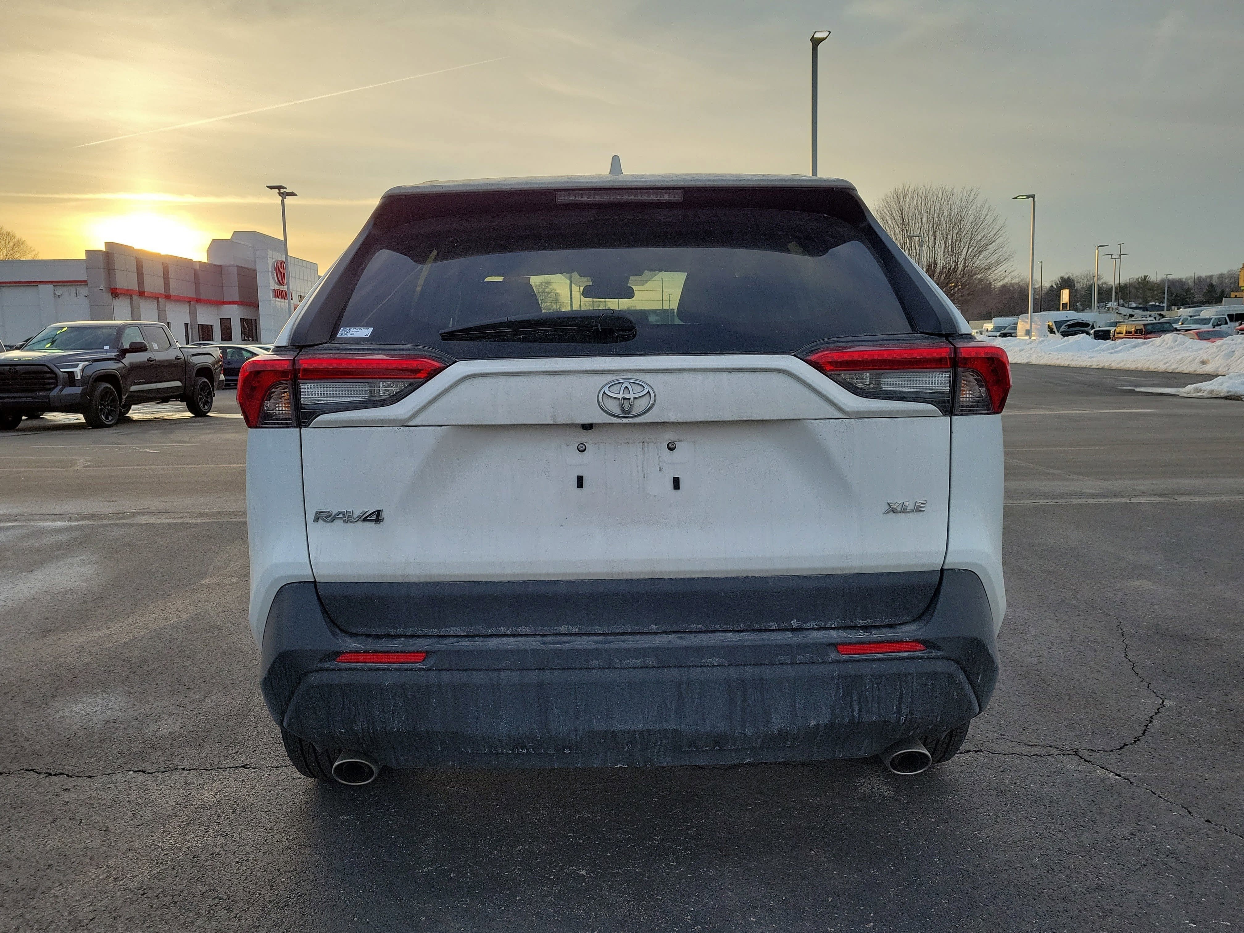 2024 Toyota RAV4 XLE