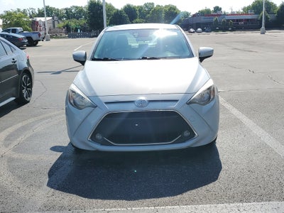 2019 Toyota Yaris Sedan LE