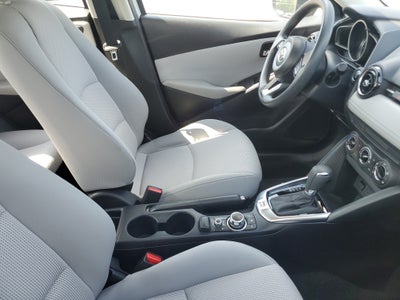 2019 Toyota Yaris Sedan LE
