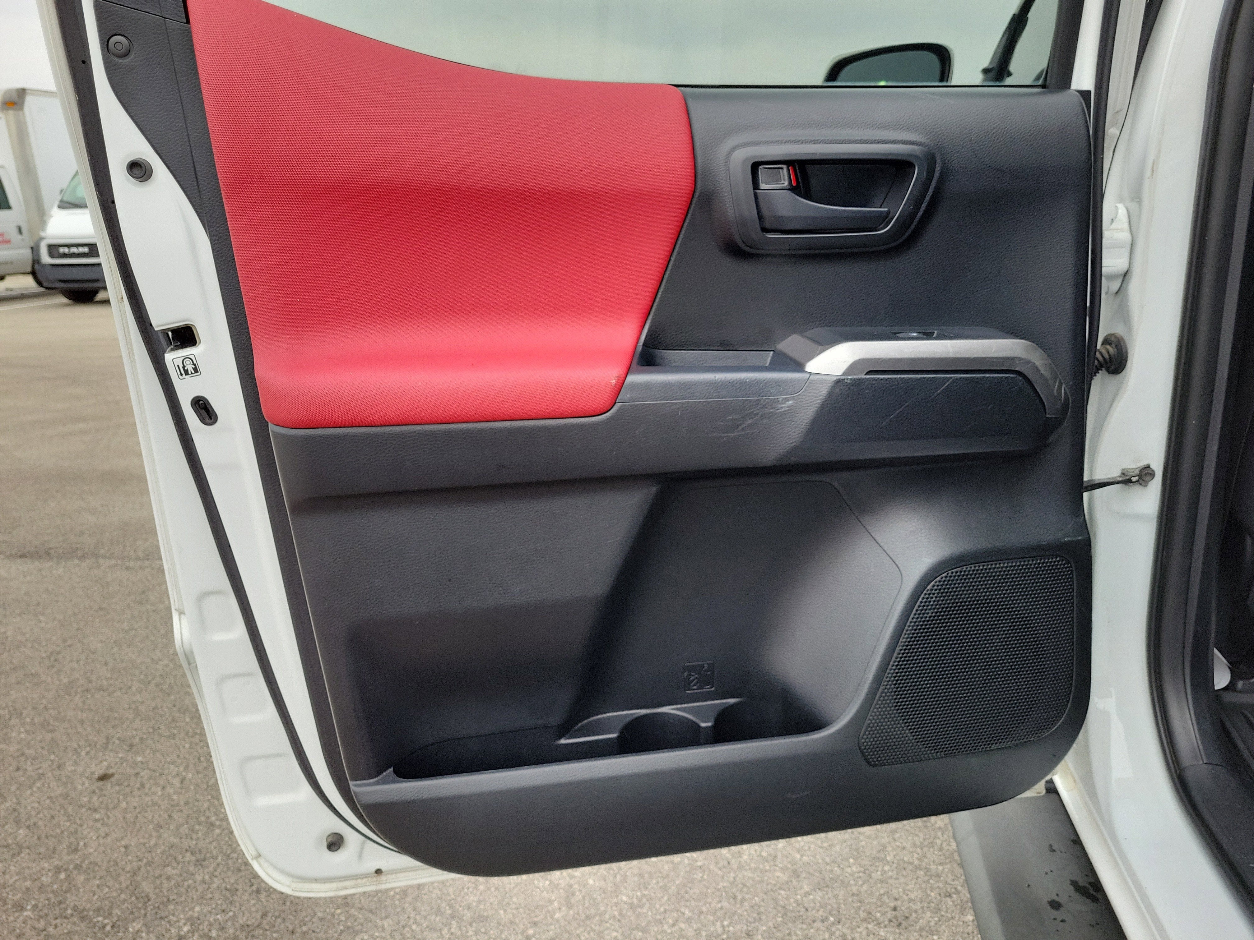 2018 Toyota Tacoma SR5