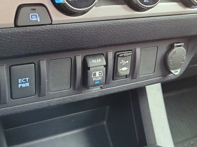 2018 Toyota Tacoma SR5