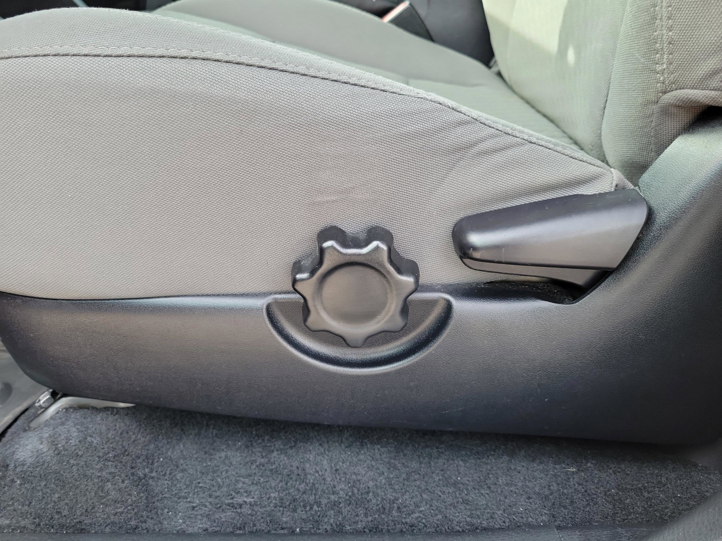 2022 Toyota Tacoma 4WD SR