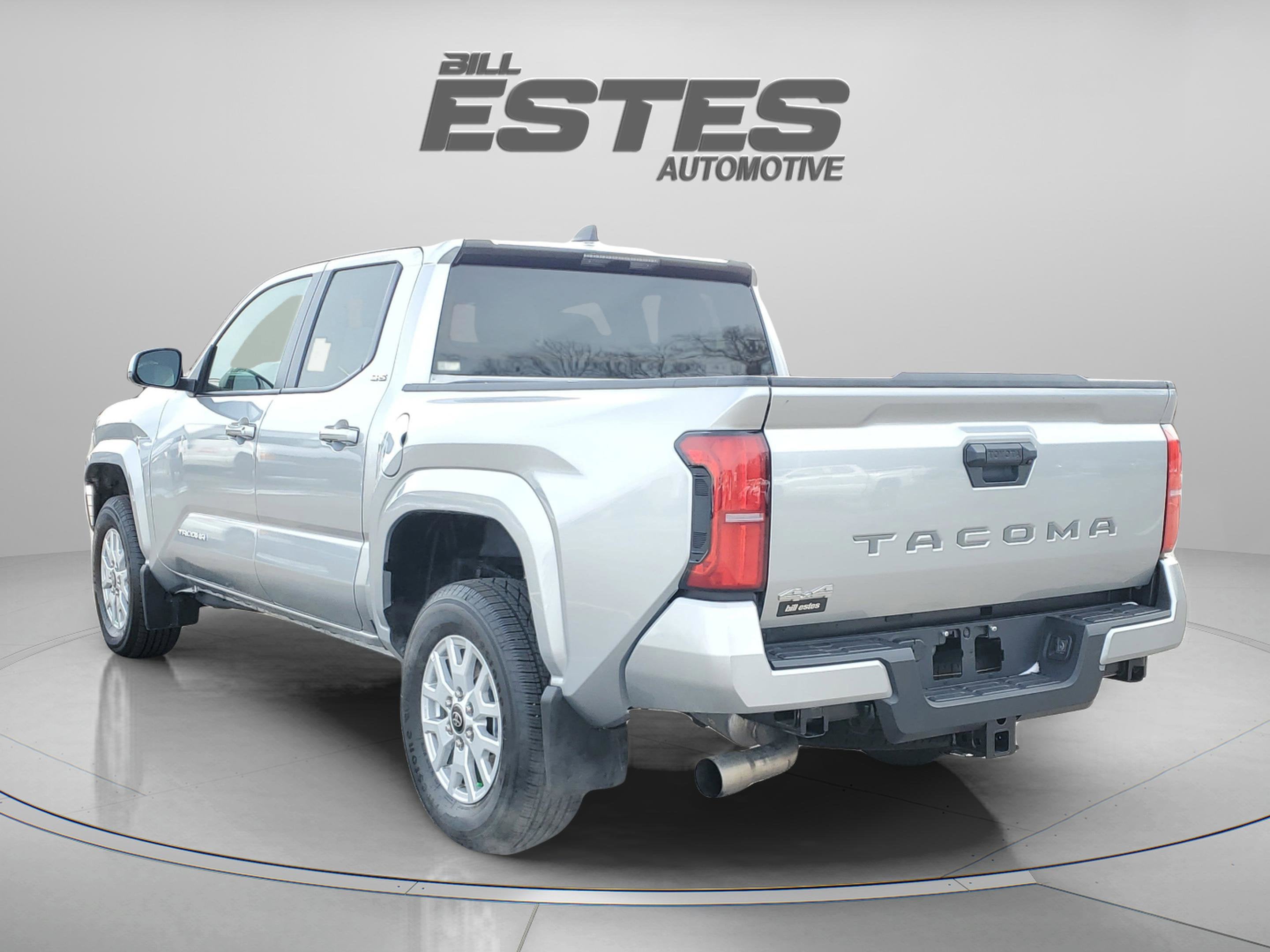 2025 Toyota Tacoma 4WD SR5