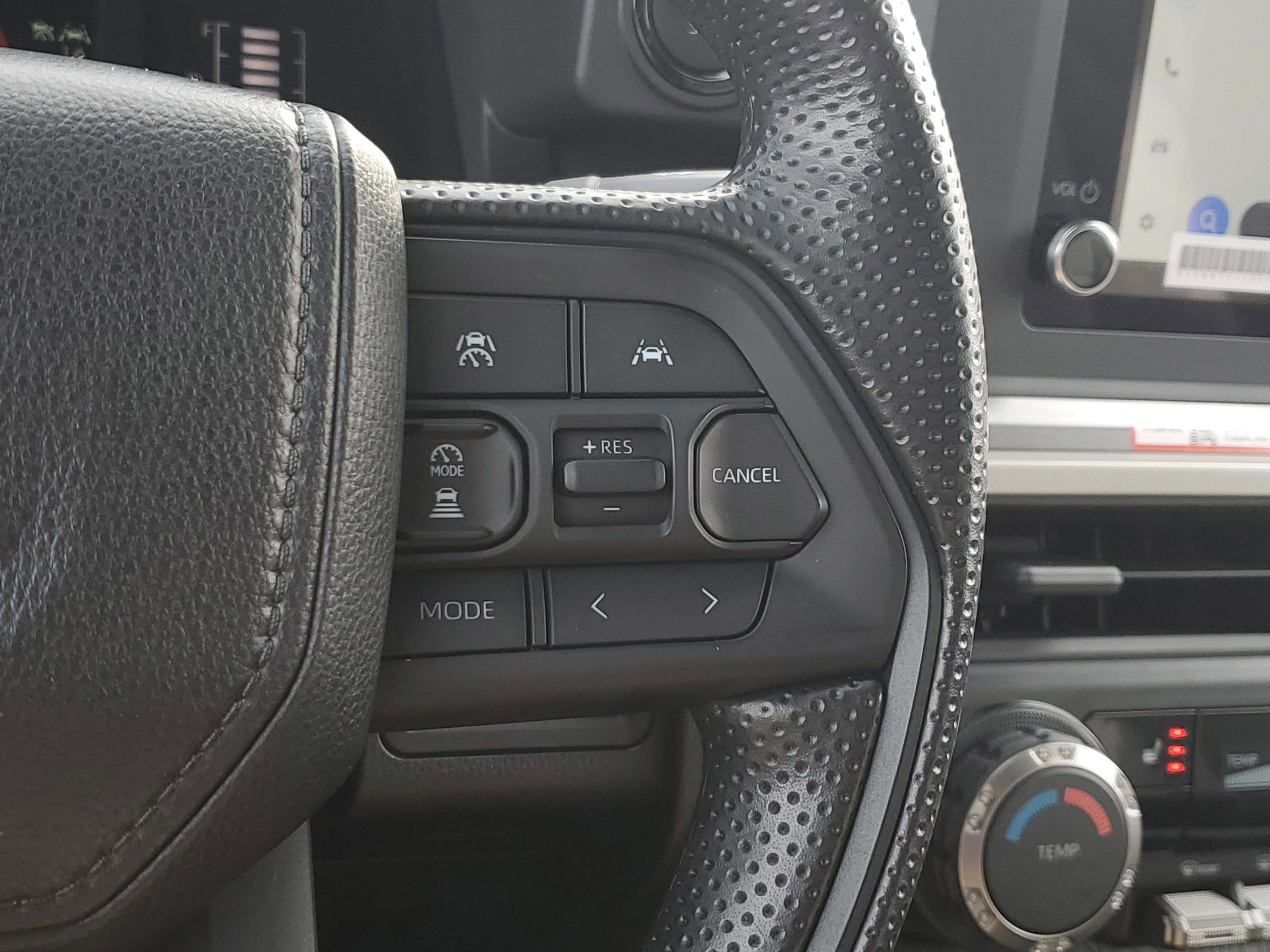 2025 Toyota Tacoma 4WD SR5