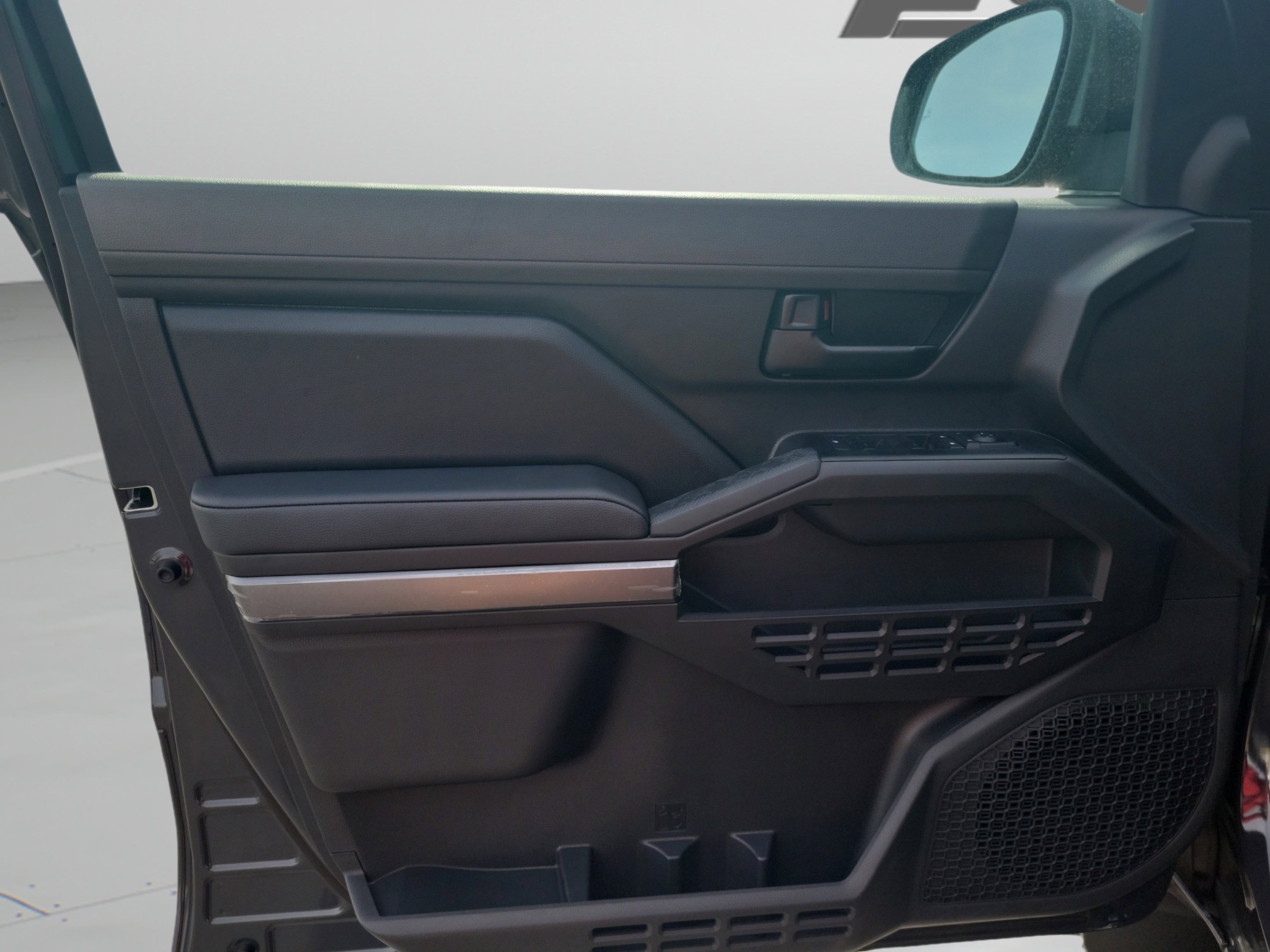 2026 Toyota Tacoma 4WD SR5