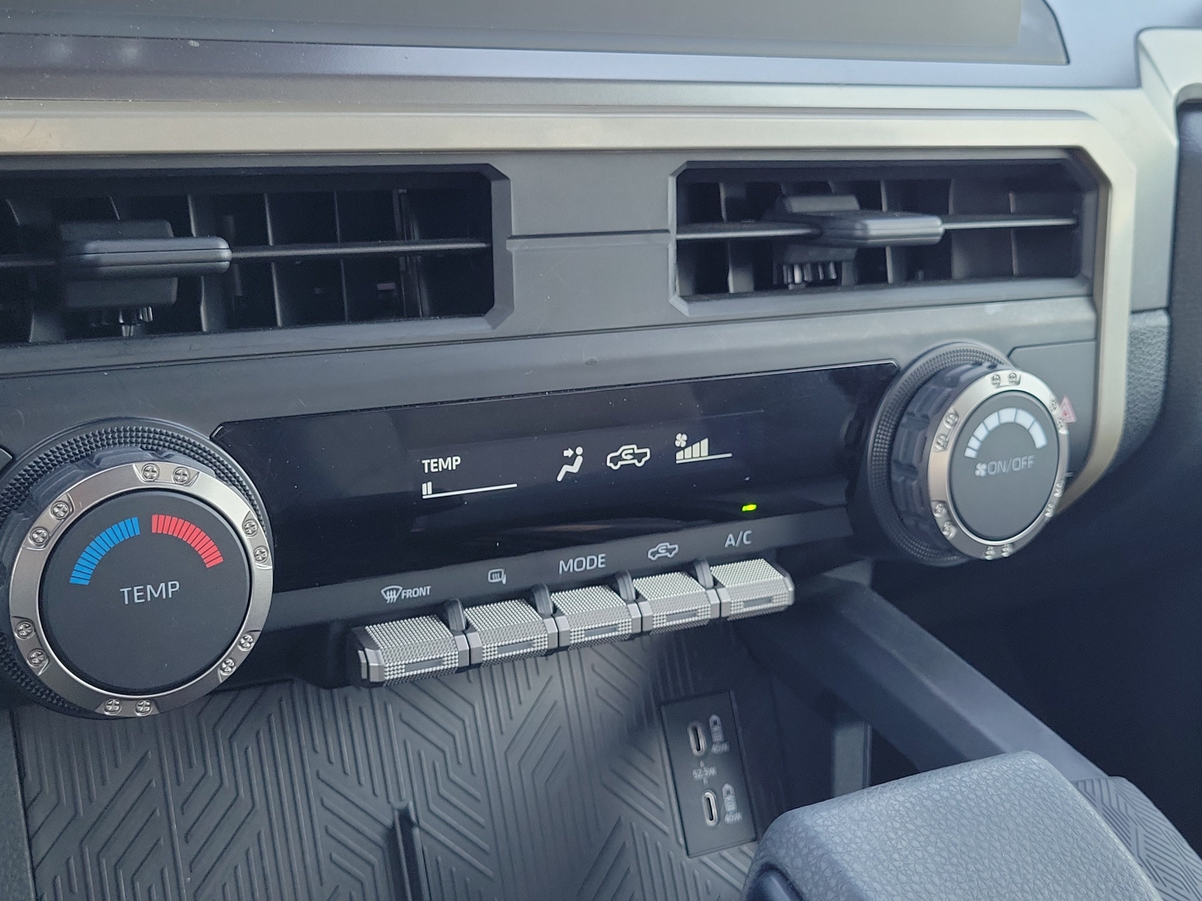 2024 Toyota Tacoma 4WD SR5