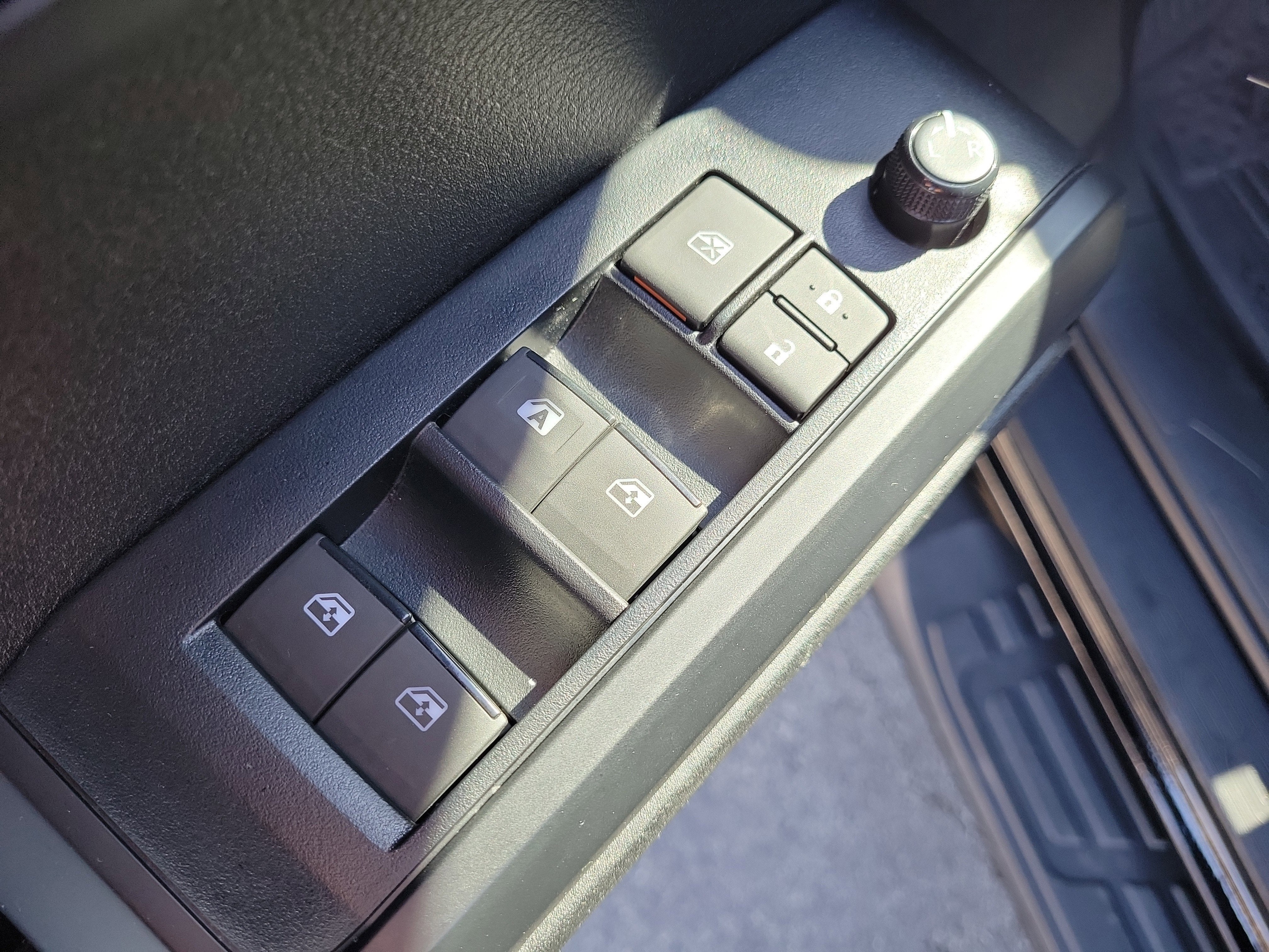 2023 Toyota Tacoma 2WD SR