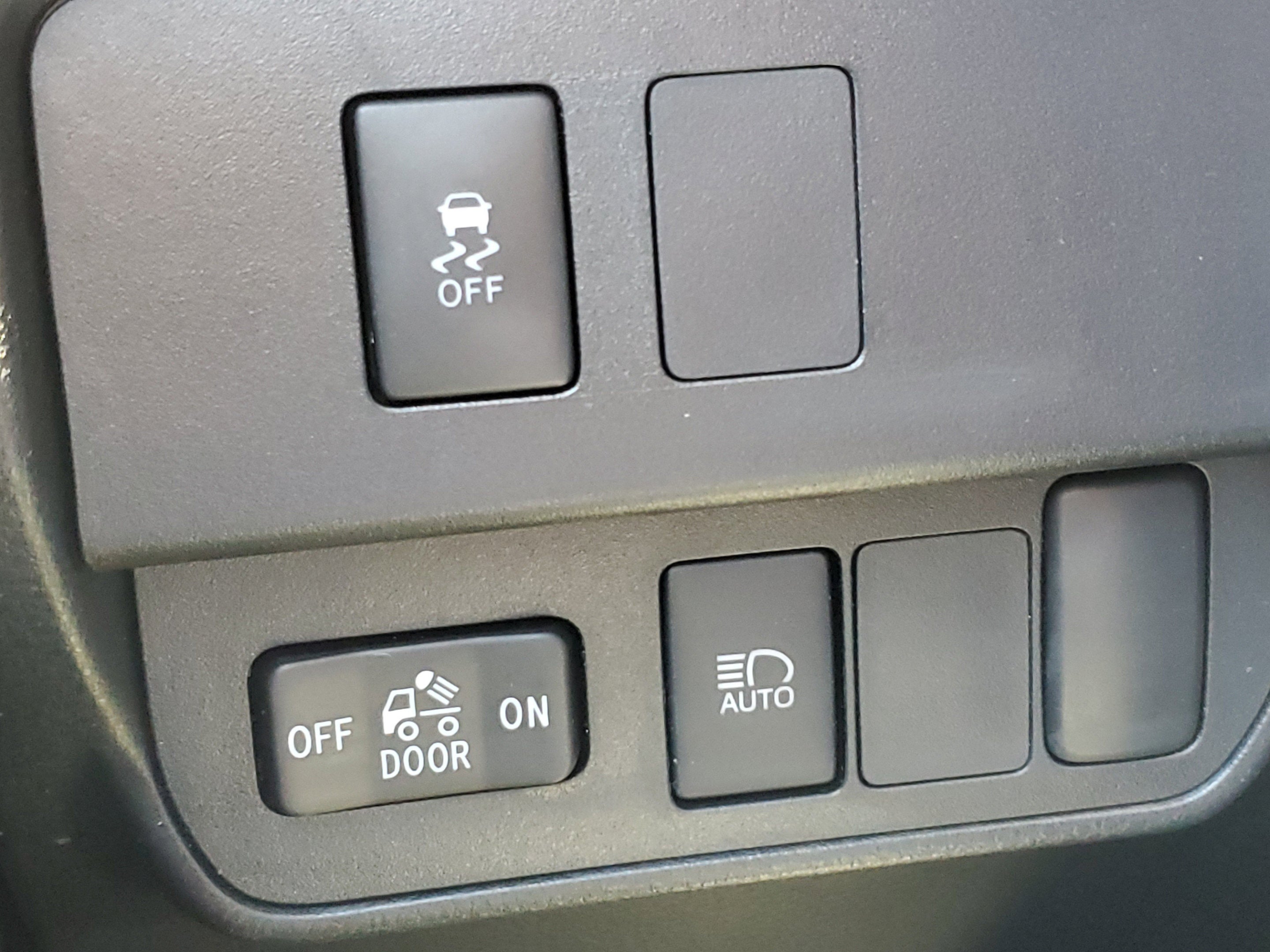 2022 Toyota Tacoma 2WD SR5