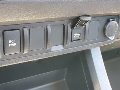 2022 Toyota Tacoma 2WD SR5