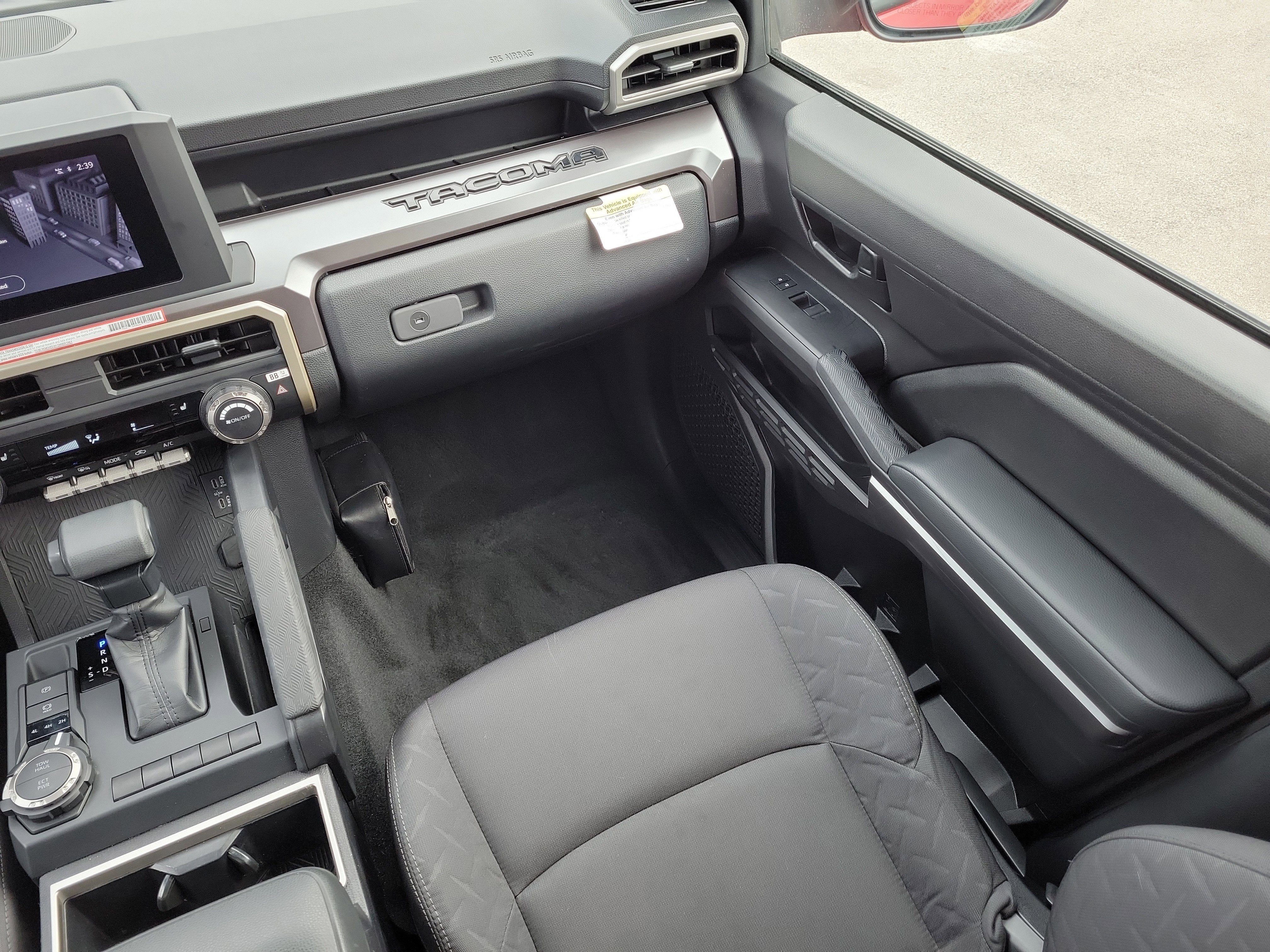 2025 Toyota Tacoma 4WD SR5