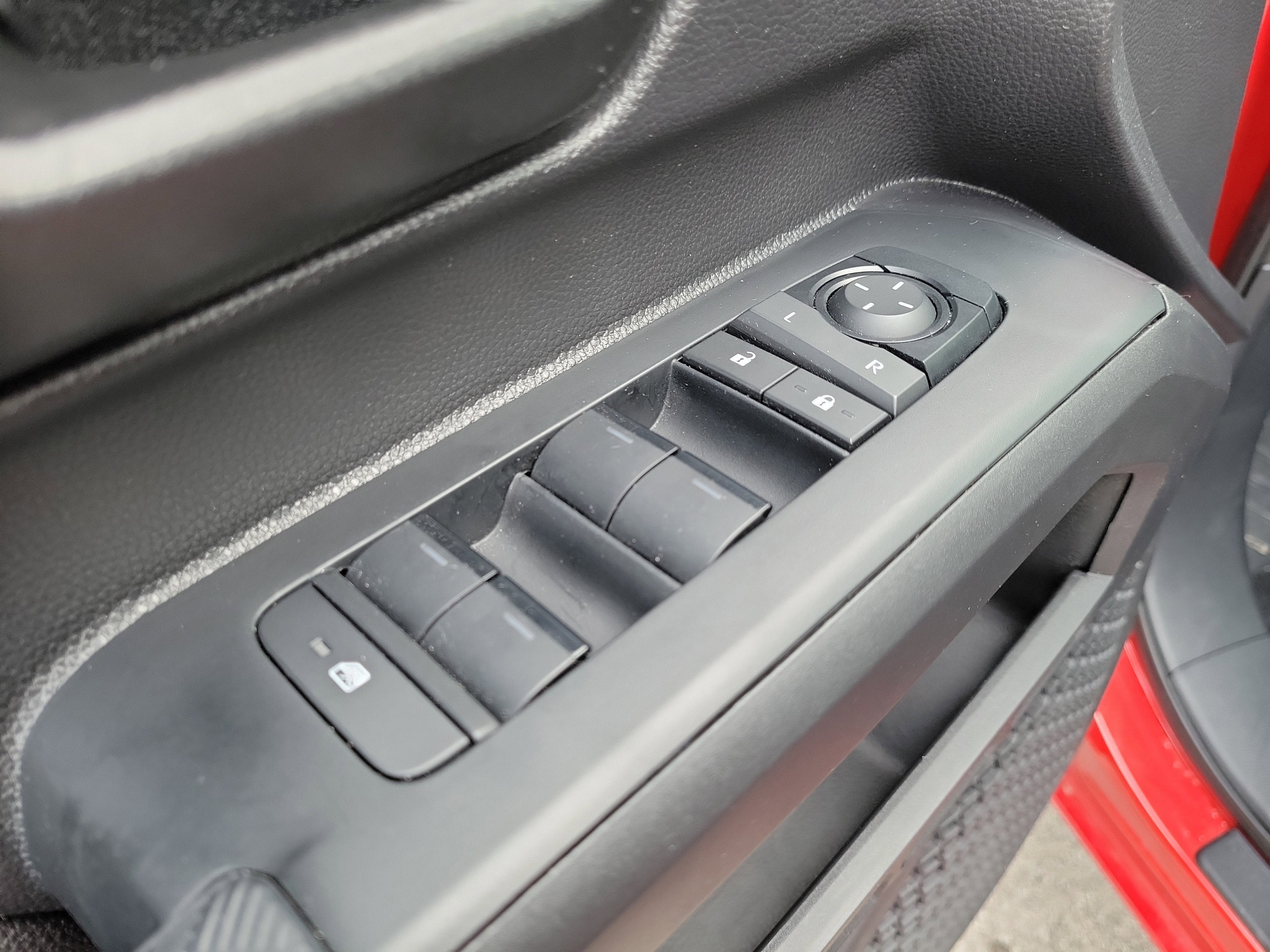 2025 Toyota Tacoma 4WD SR5