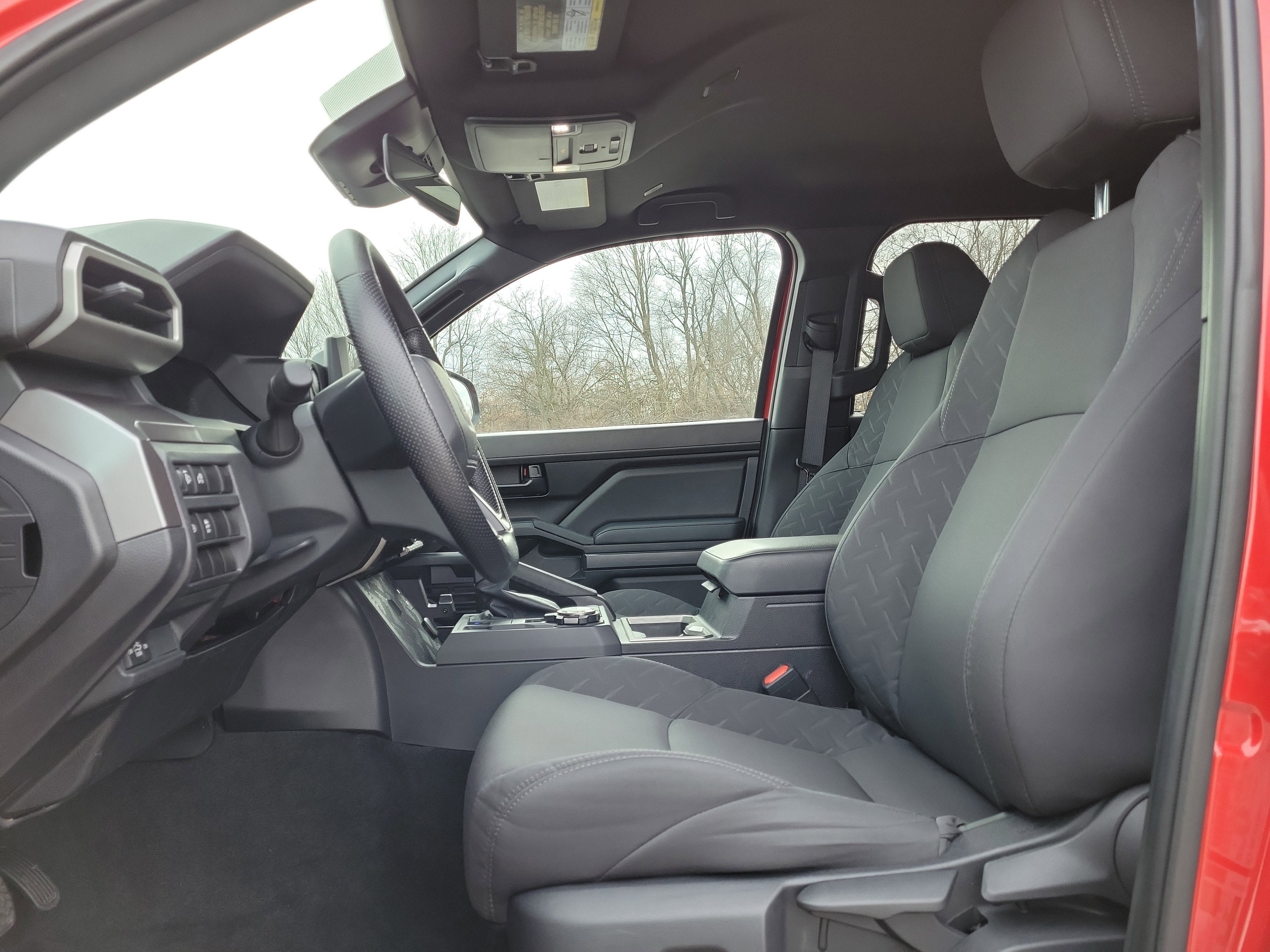 2025 Toyota Tacoma 4WD SR5