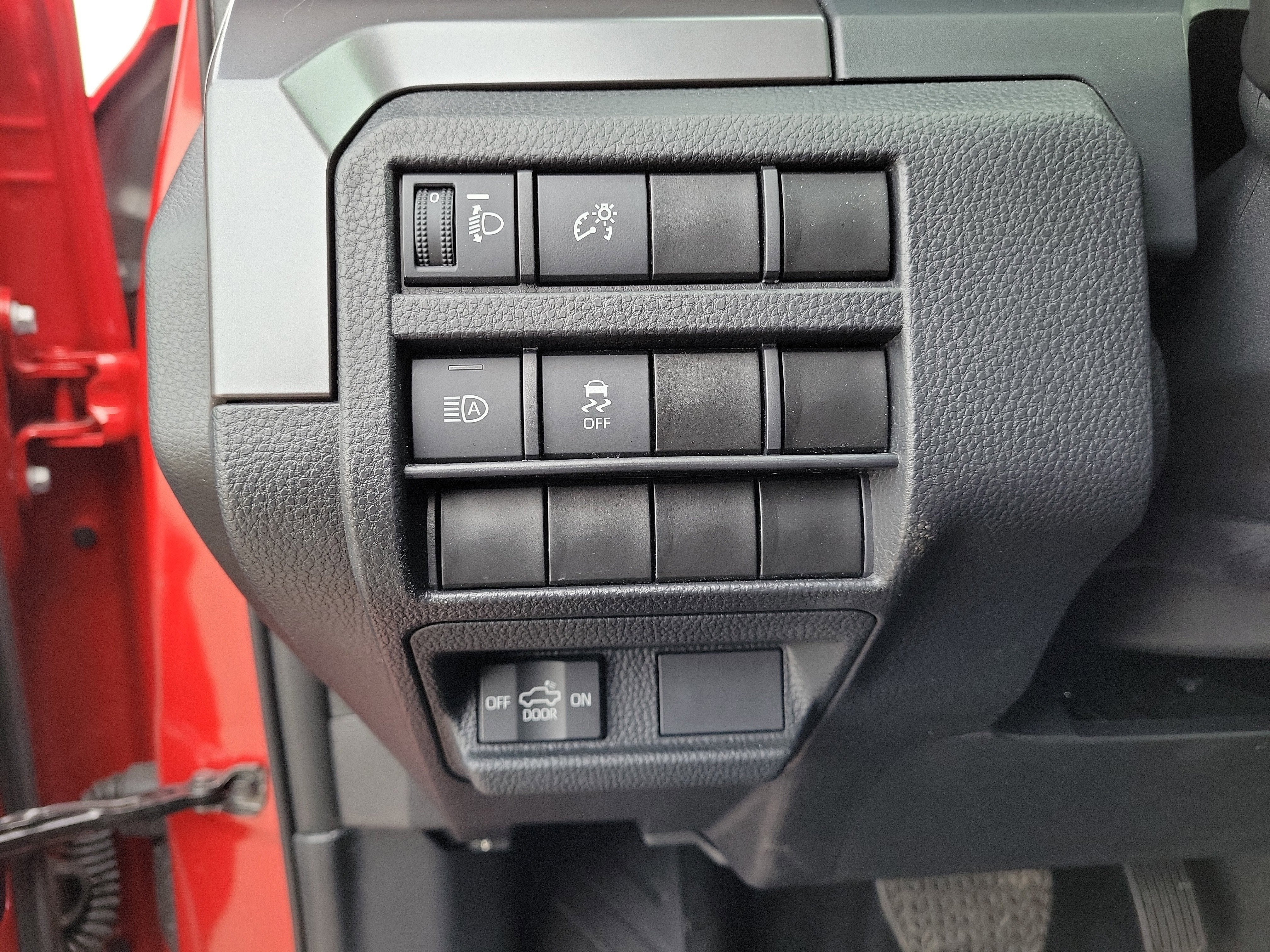 2025 Toyota Tacoma 4WD SR5