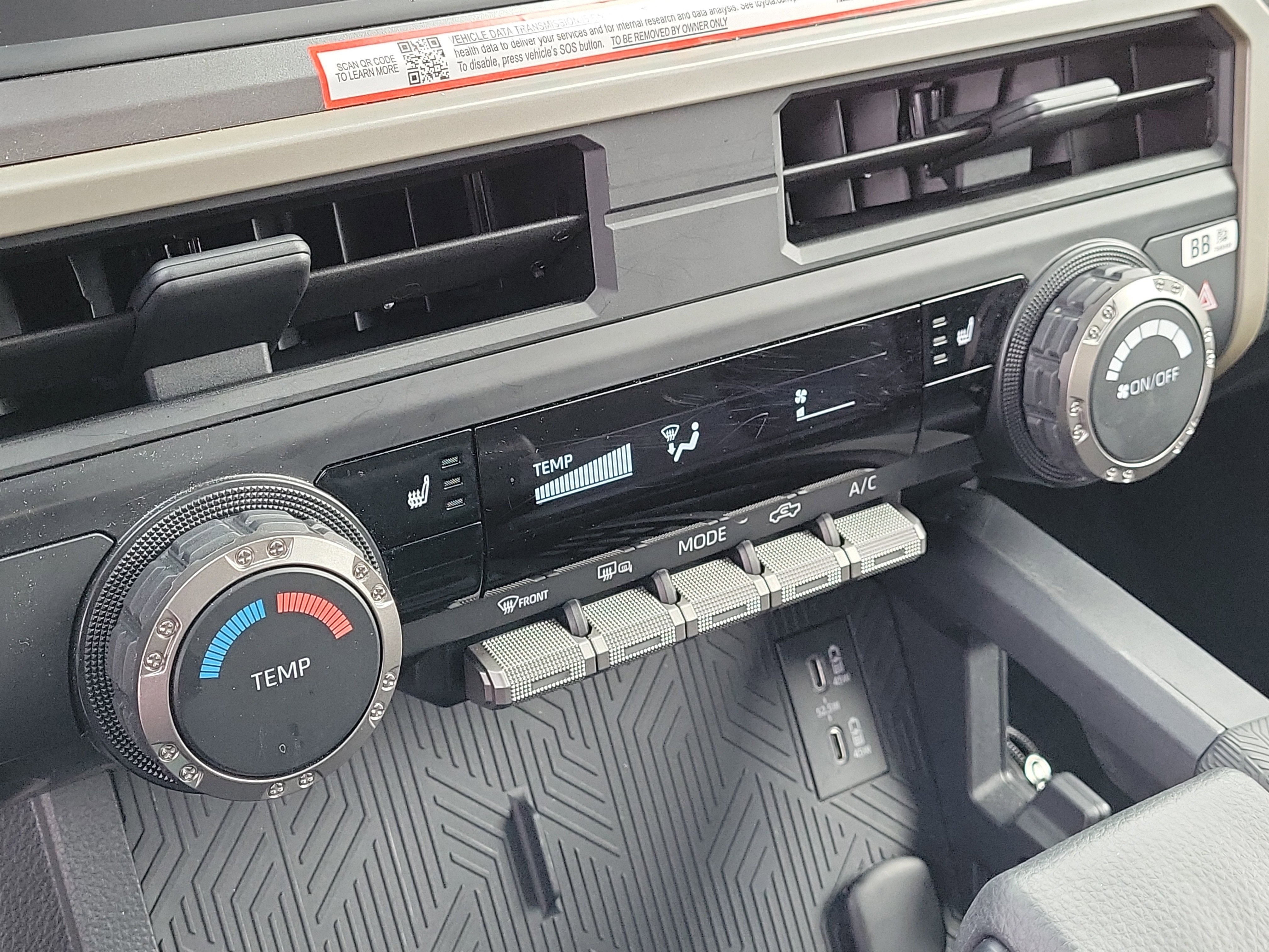 2025 Toyota Tacoma 4WD SR5