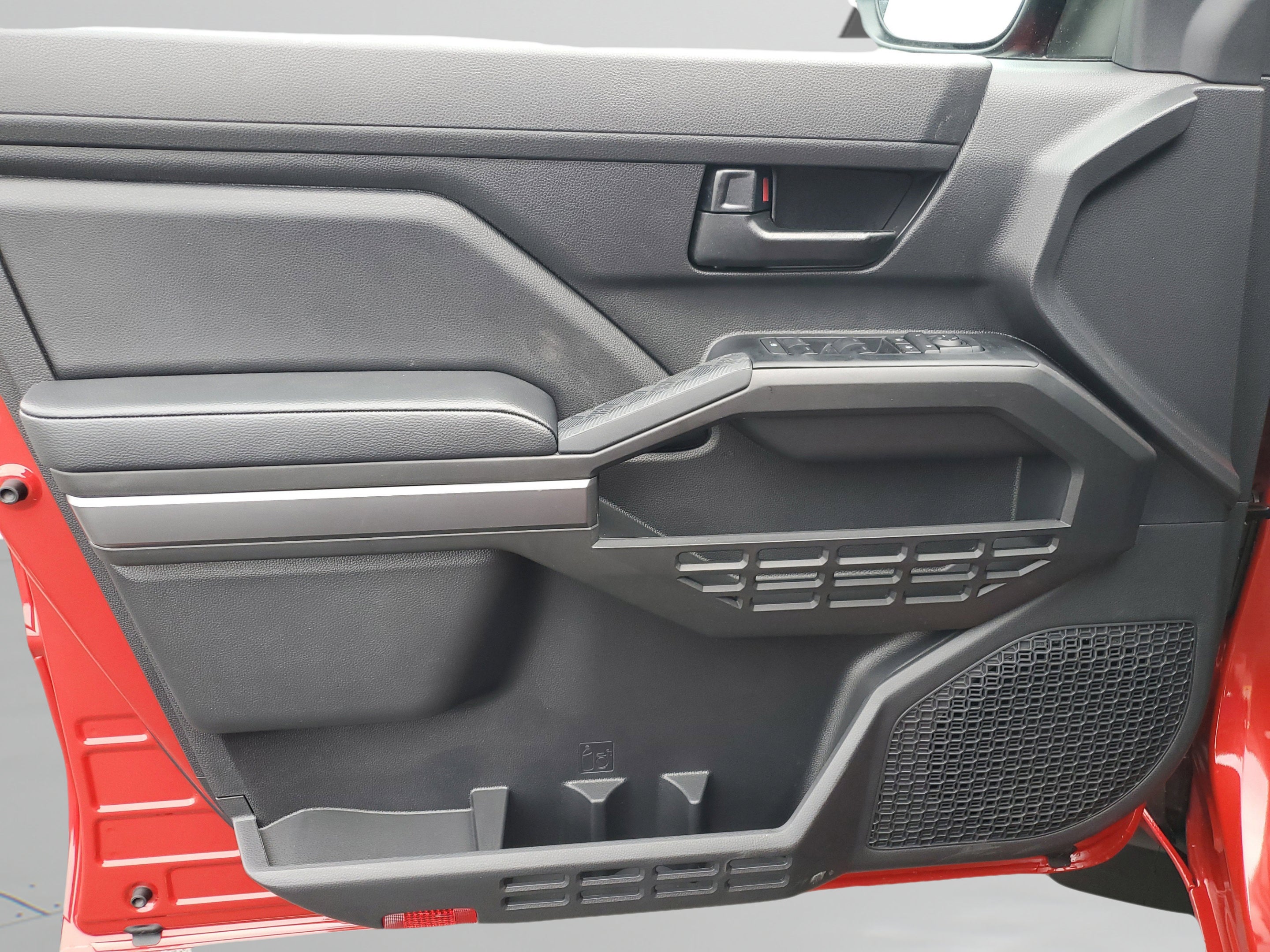 2026 Toyota Tacoma 4WD SR5