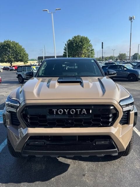 2025 Toyota Tacoma 4WD TRD Pro Hybrid