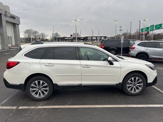 2019 Subaru Outback Touring