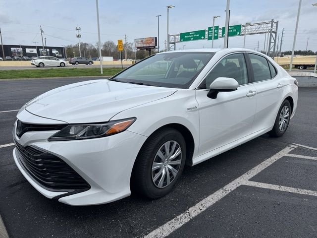 2019 Toyota Camry Hybrid LE