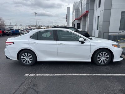 2019 Toyota Camry Hybrid LE