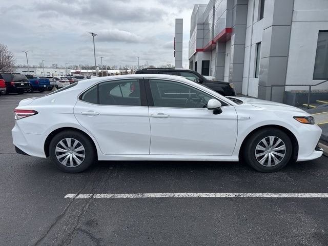 2019 Toyota Camry Hybrid LE